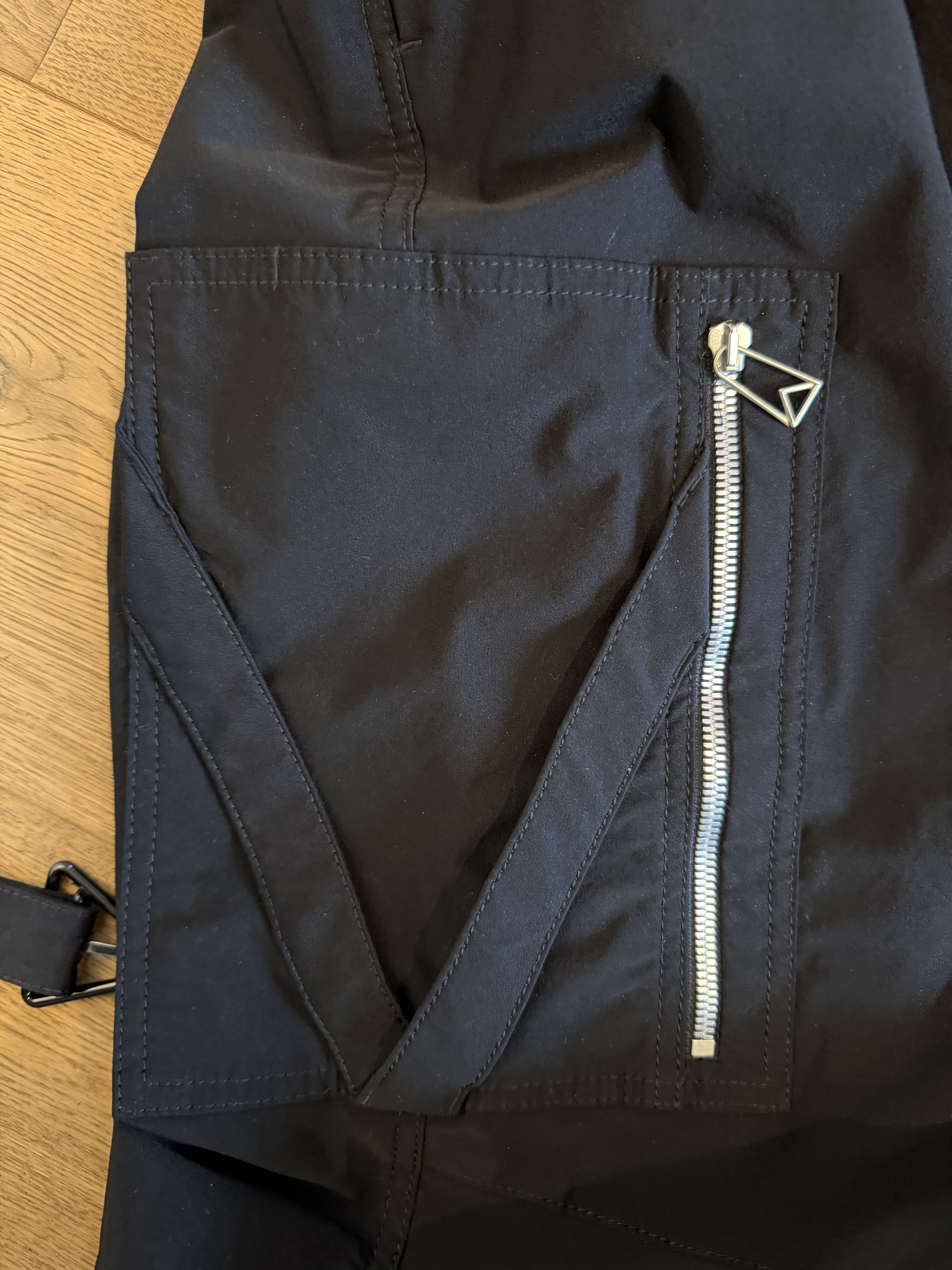 Bottega Veneta Bottega Veneta Cargo Pants Size US 32 / EU 48 - 2 Thumbnail