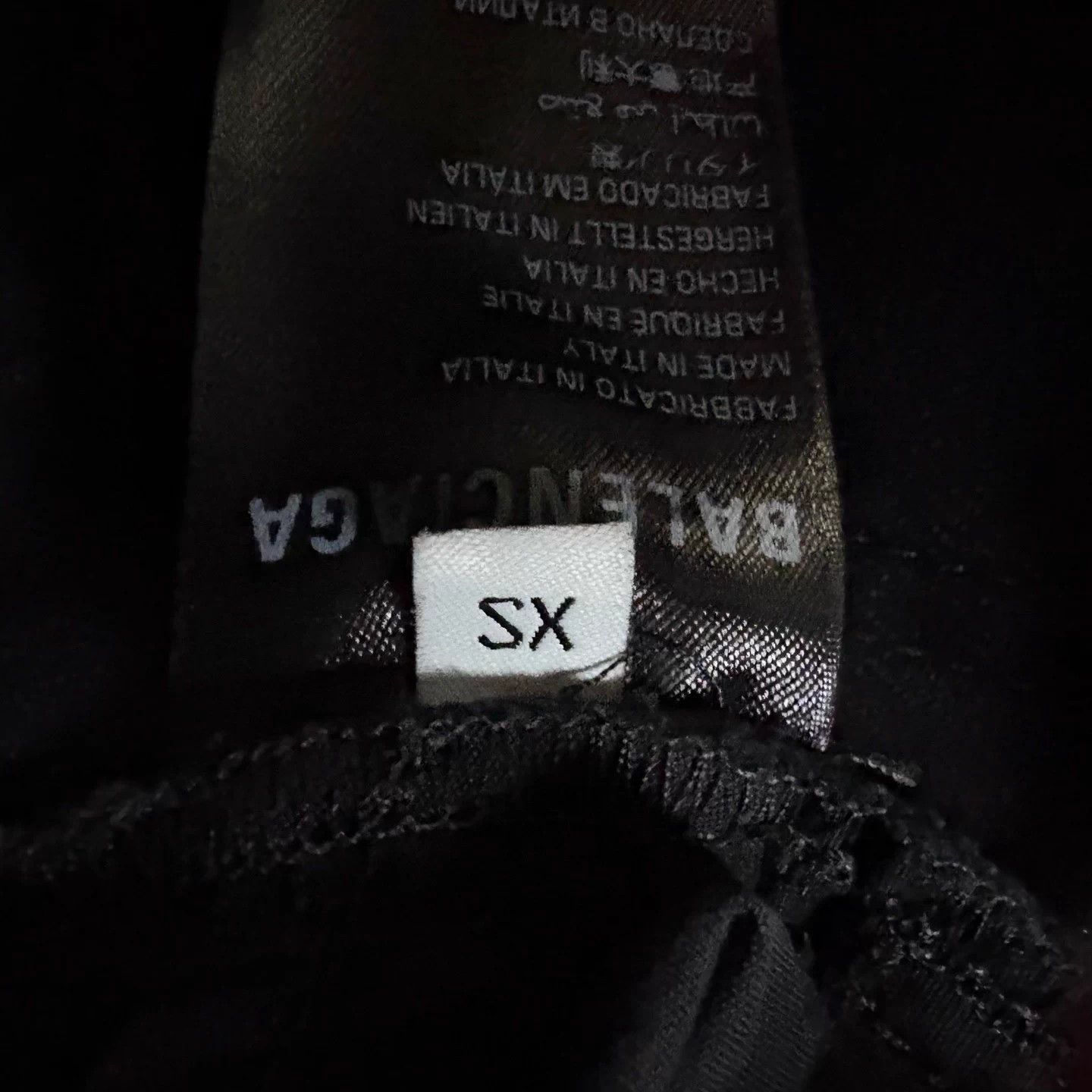 Balenciaga Balenciaga Distressed Tag Denim Jeans XS Size US 26 / EU 42 - 4 Thumbnail