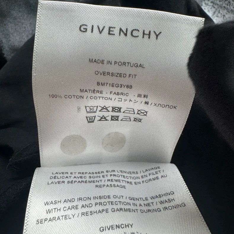 Givenchy Givenchy Dog Print Short Sleeve | Size S Size US S / EU 44-46 / 1 - 8 Thumbnail