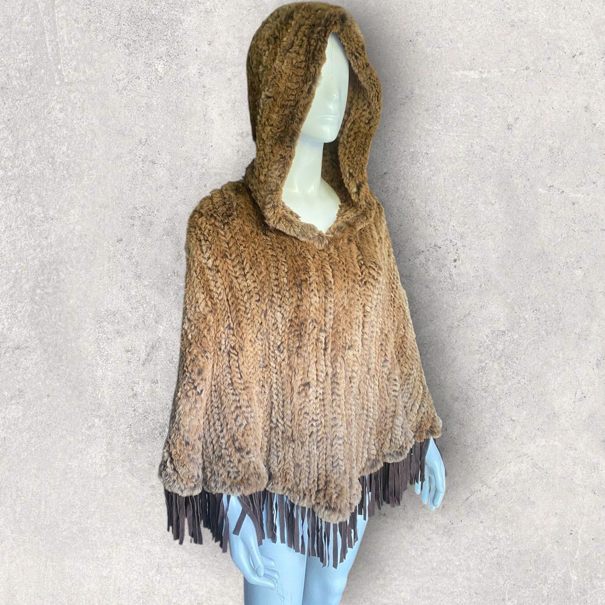 Isamu Katayama Backlash Fringe Rabbit Fur Hoodie Poncho Size M / US 6-8 / IT 42-44 - 2 Thumbnail