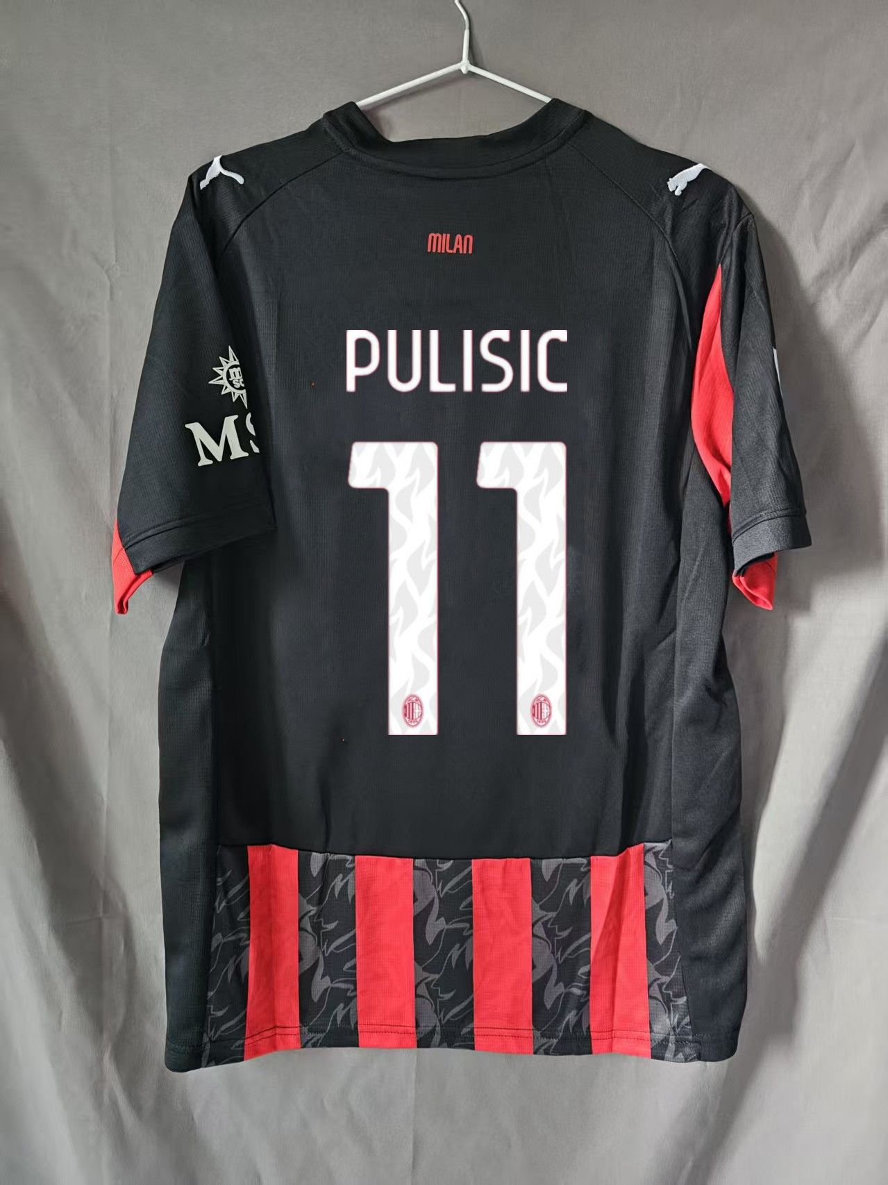 Other 2025 26 AC Milan 11 Christian Pulišić Jersey Home Size US M / EU 48-50 / 2 - 1 Thumbnail