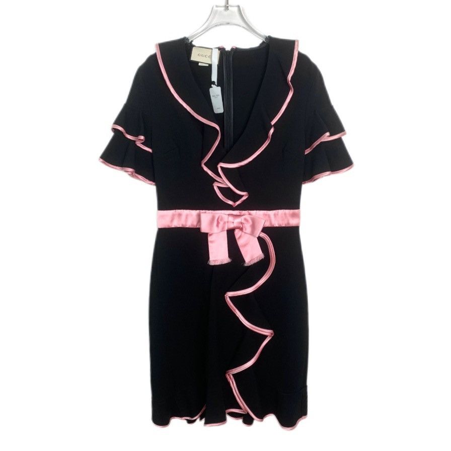 Gucci Gucci Black V-neck Short Sleeve Dress K26WX Size M / US 6-8 / IT 42-44 - 1 Thumbnail