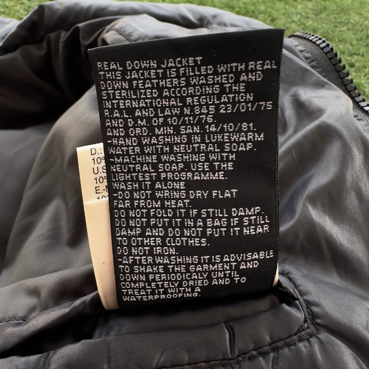 Diesel VINTAGE DIESEL PUFFER DOWN JACKET Y2K TEFLON Size US S / EU 44-46 / 1 - 21 Thumbnail