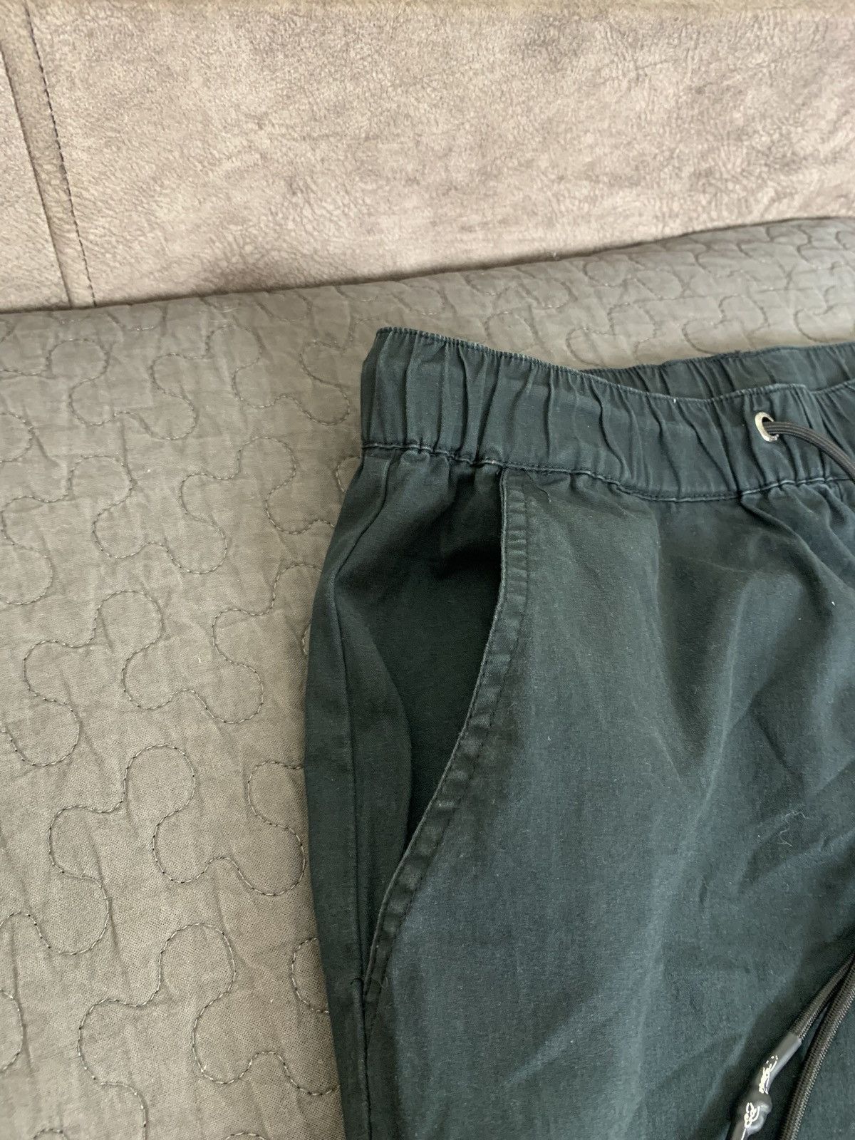 Ed Hardy Y2K Ed Hardy x Urban Outfiters Parachute Cargo Pants Size XS Size US 28 / EU 44 - 6 Thumbnail