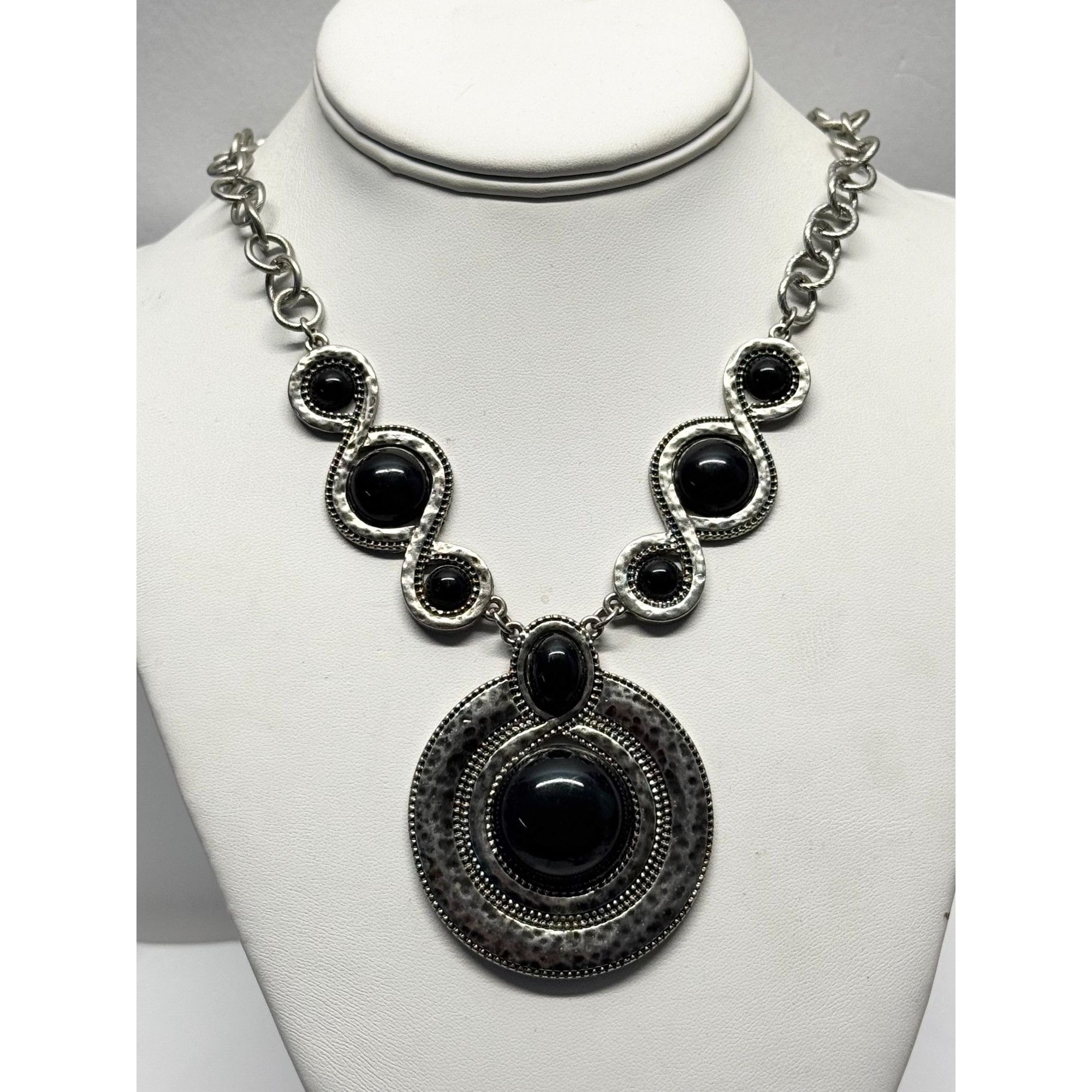 Avenue Avenue black silver pendant necklace Size ONE SIZE - 5 Thumbnail