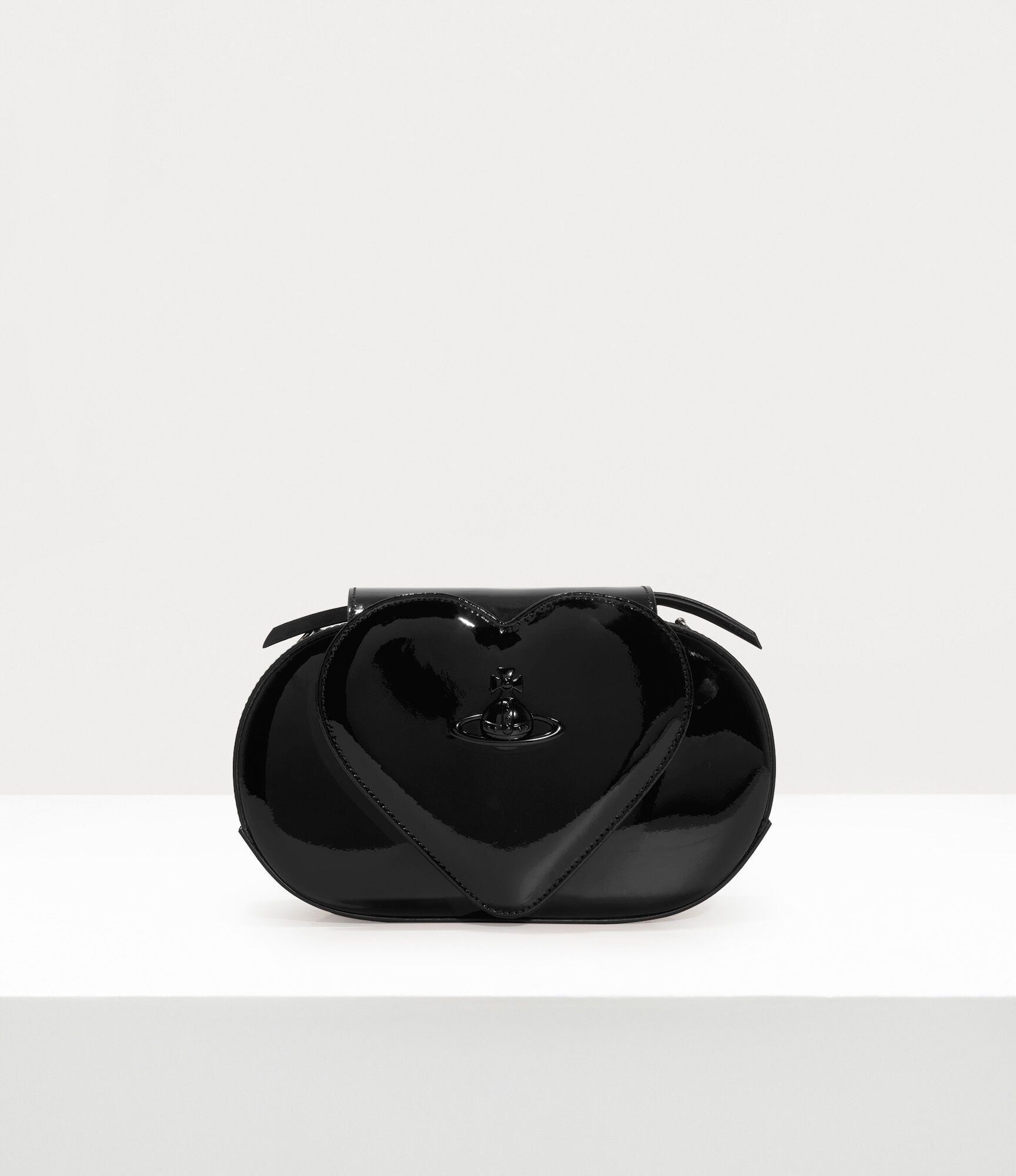 Vivienne Westwood o1f1d3z0825 Size: OS / Jonny Heart Flap Crossbody Bag Black Size ONE SIZE - 1 Thumbnail