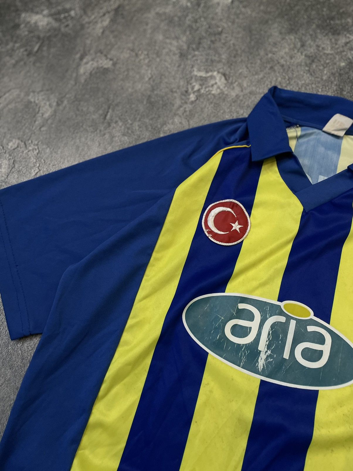 Vintage Fenerbahce 10 Tuncay vintage soccer jersey Size US M / EU 48-50 / 2 - 4 Thumbnail