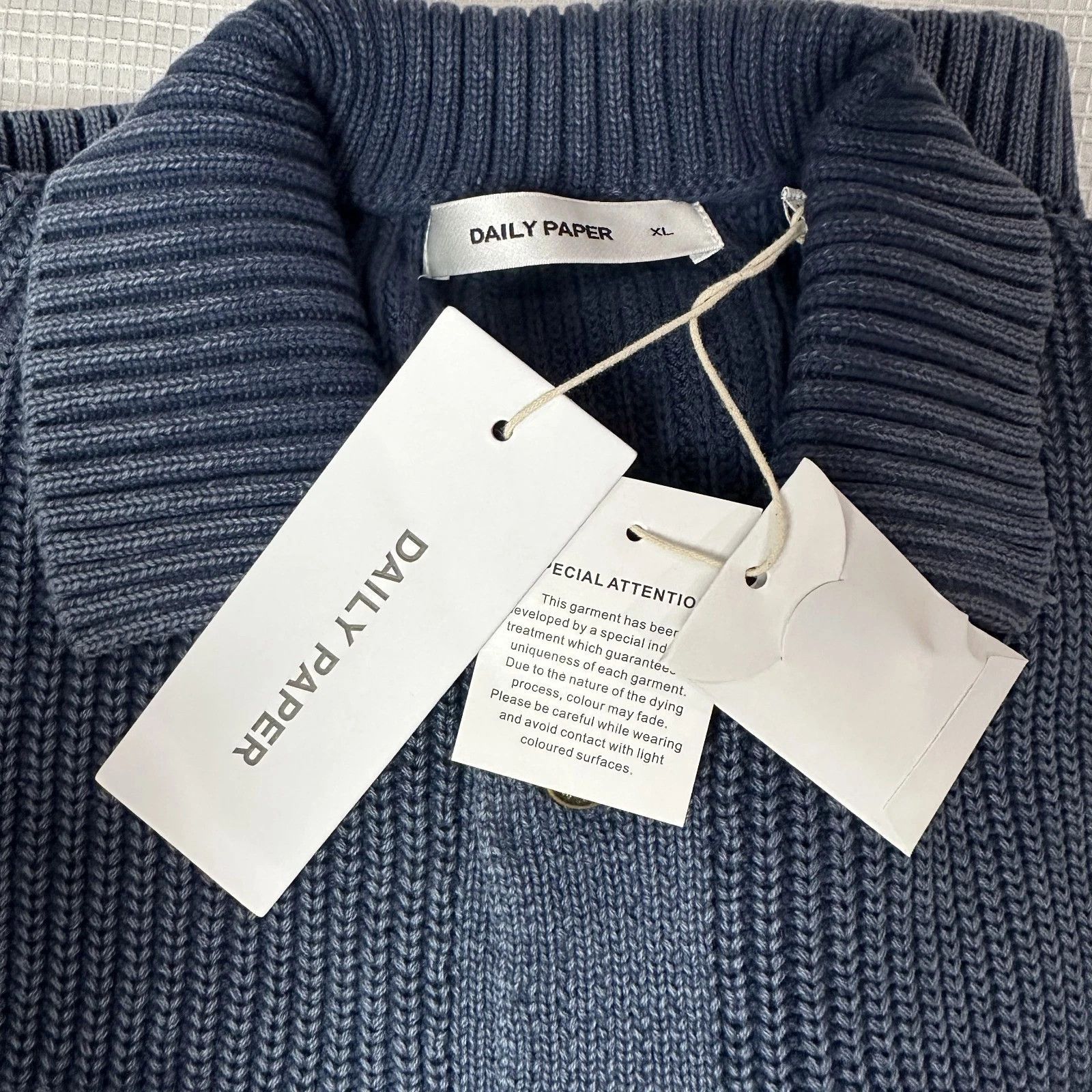 Daily Paper DAILY PAPER tano flap knitted cotton cardigan sz XL Size US XL / EU 56 / 4 - 2 Thumbnail