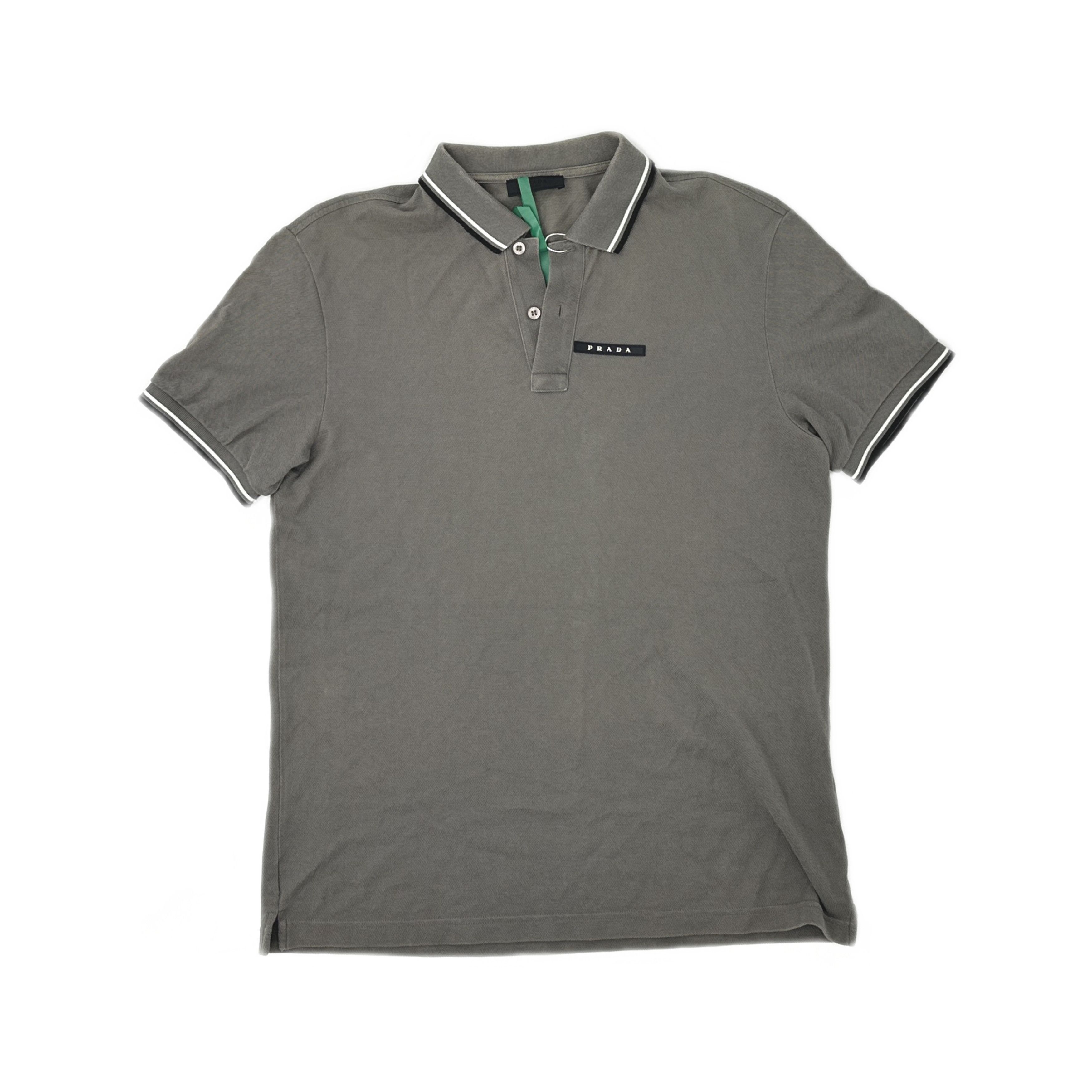 Prada Prada Logo Plaque Polo Shirt Size XL Size US XL / EU 56 / 4 - 1 Thumbnail