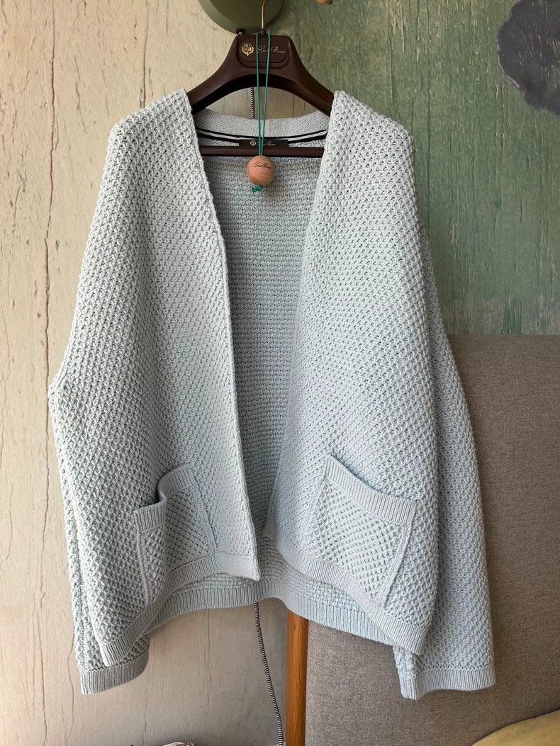 Loro Piana LORO PIANA The king's gift is a wool cardigan coat Size M / US 6-8 / IT 42-44 - 1 Thumbnail