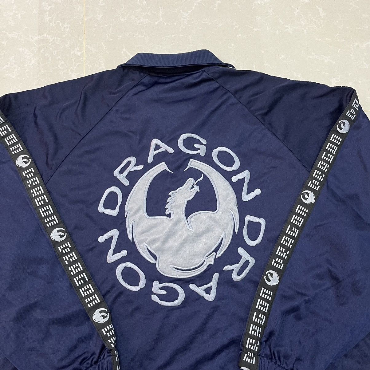 Vintage Vintage 90s Dragon Skateboard With Big Logo Embroidered Size US L / EU 52-54 / 3 - 3 Thumbnail