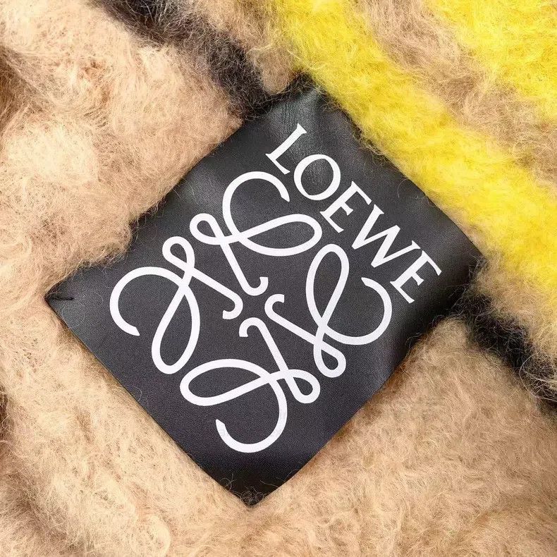 Loewe Loewe Exclusive Limited Edition Cloak Size S / US 4 / IT 40 - 4 Thumbnail