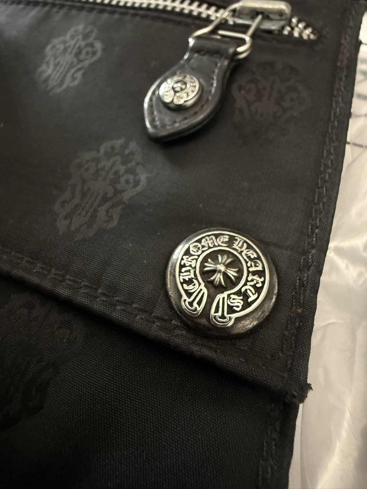 Chrome Hearts CHROME HEARTS NYLON TRI FOLD WALLET GENTLY USED VINTAGE Size ONE SIZE - 5 Thumbnail