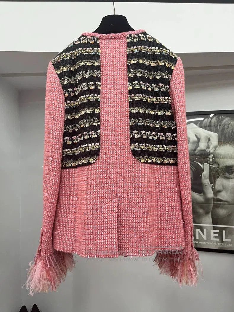 Chanel Chanel Pink Black Tweed Feather Cuff Jacket. Size US M / EU 48-50 / 2 - 3 Thumbnail