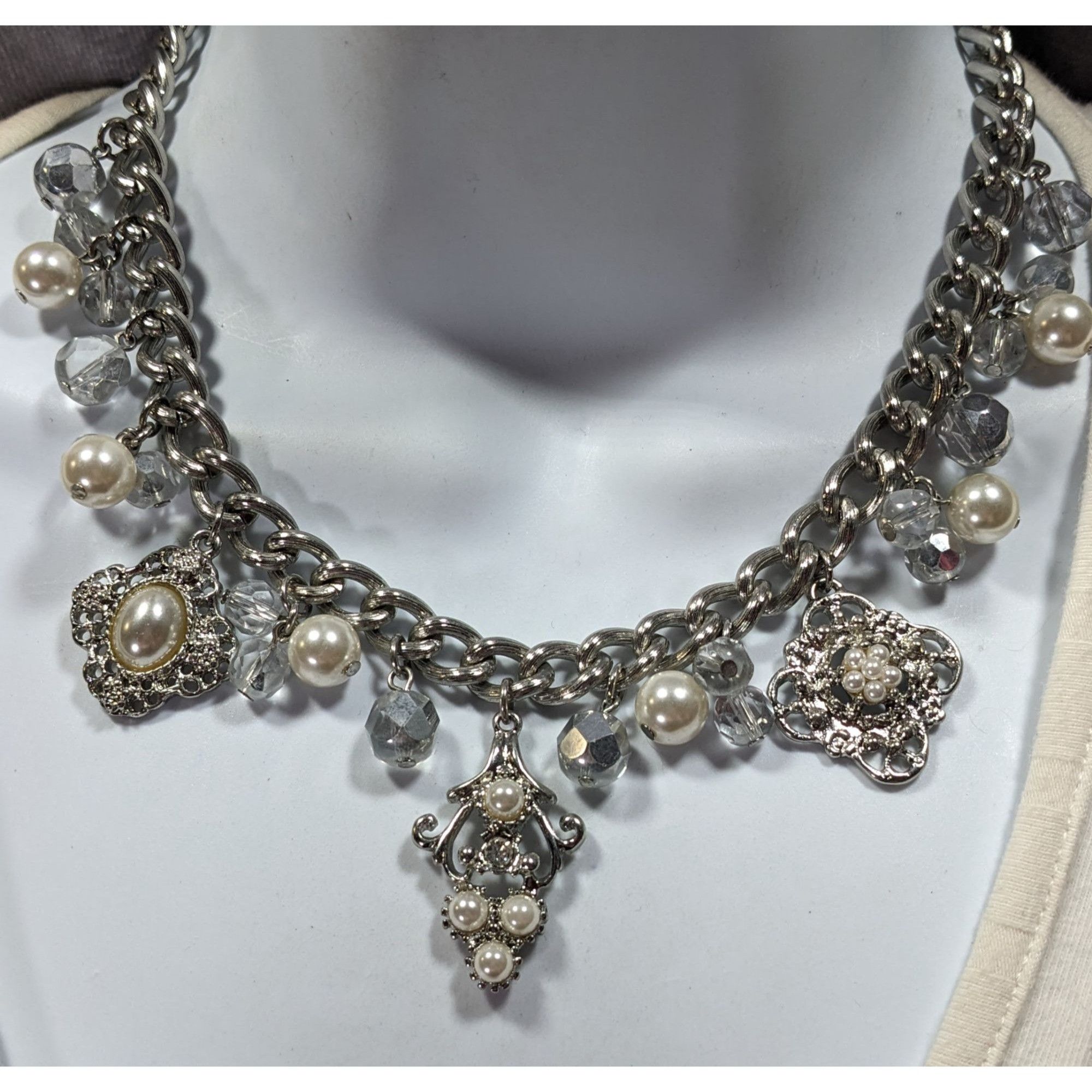 White House Black Market White House Black Market Victorian Style Charm Necklace With Size ONE SIZE - 4 Thumbnail