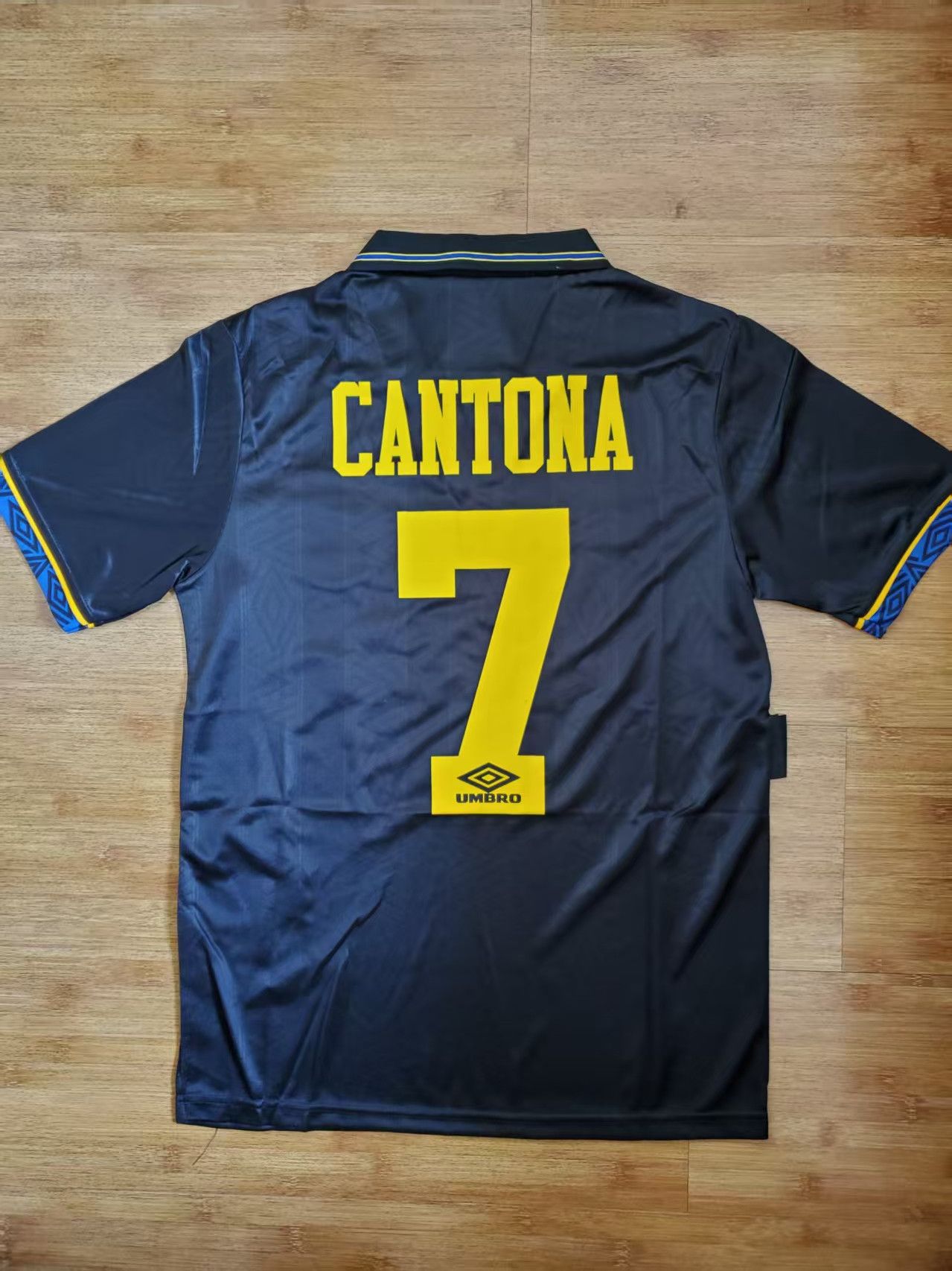 93-94 vintage Manchester uniform cantona