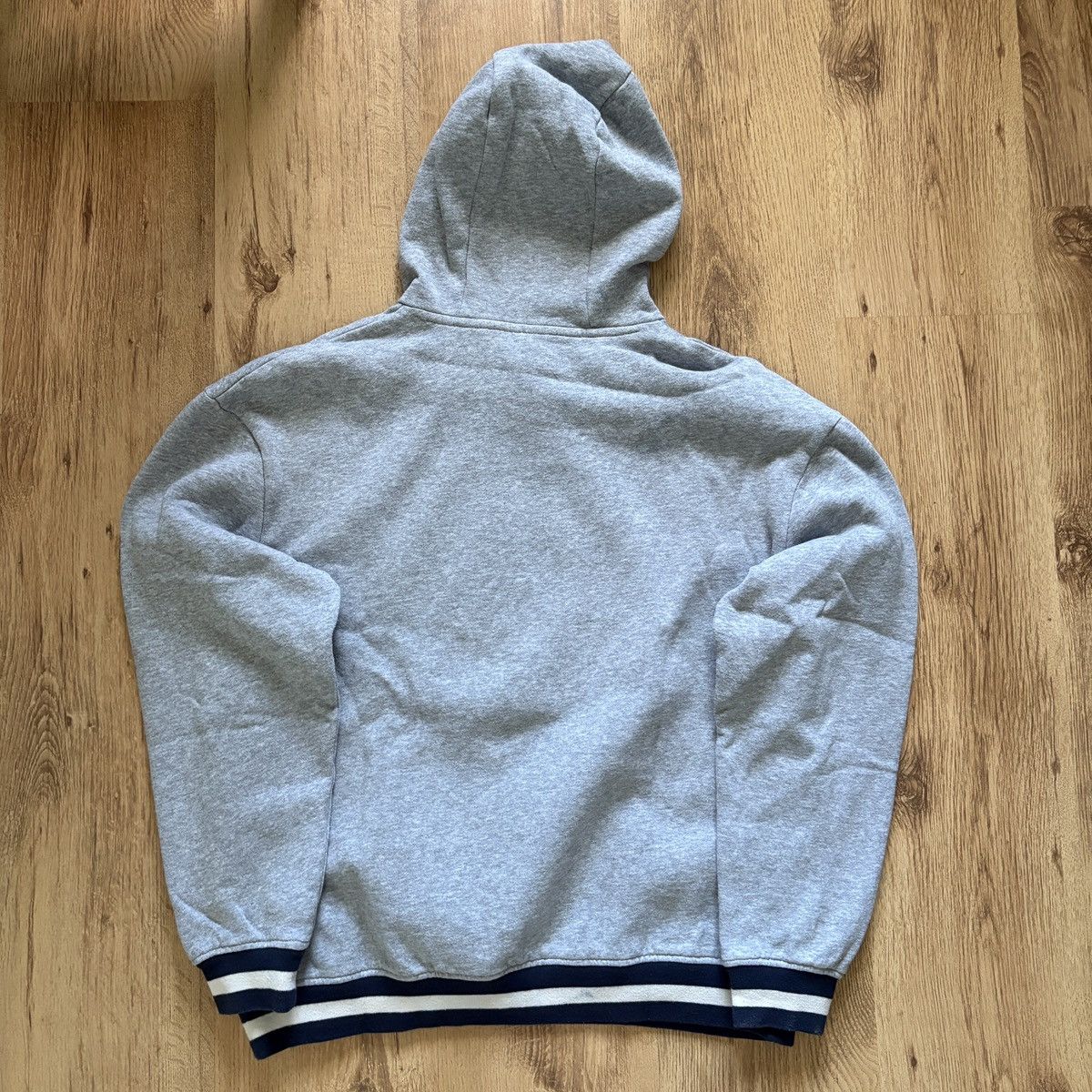 Disney Walt Disney Mickey Mouse Embroidered Gray Hoodie Medium Size US M / EU 48-50 / 2 - 7 Thumbnail