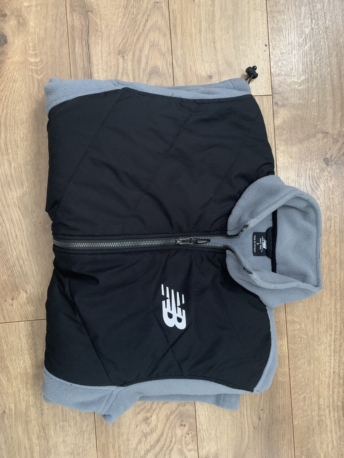 New Balance Grey and Black Zipper turtle neck Size US S / EU 44-46 / 1 - 5 Thumbnail