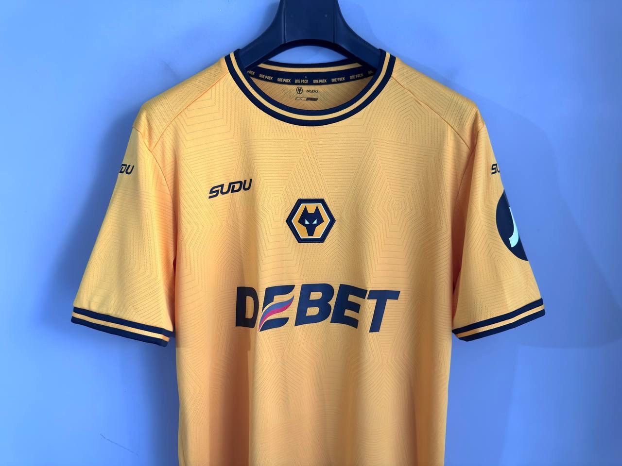 Other Sudu Wolverhampton Wanderers 2024/25 Home Soccer Jersey, L Size US L / EU 52-54 / 3 - 3 Thumbnail
