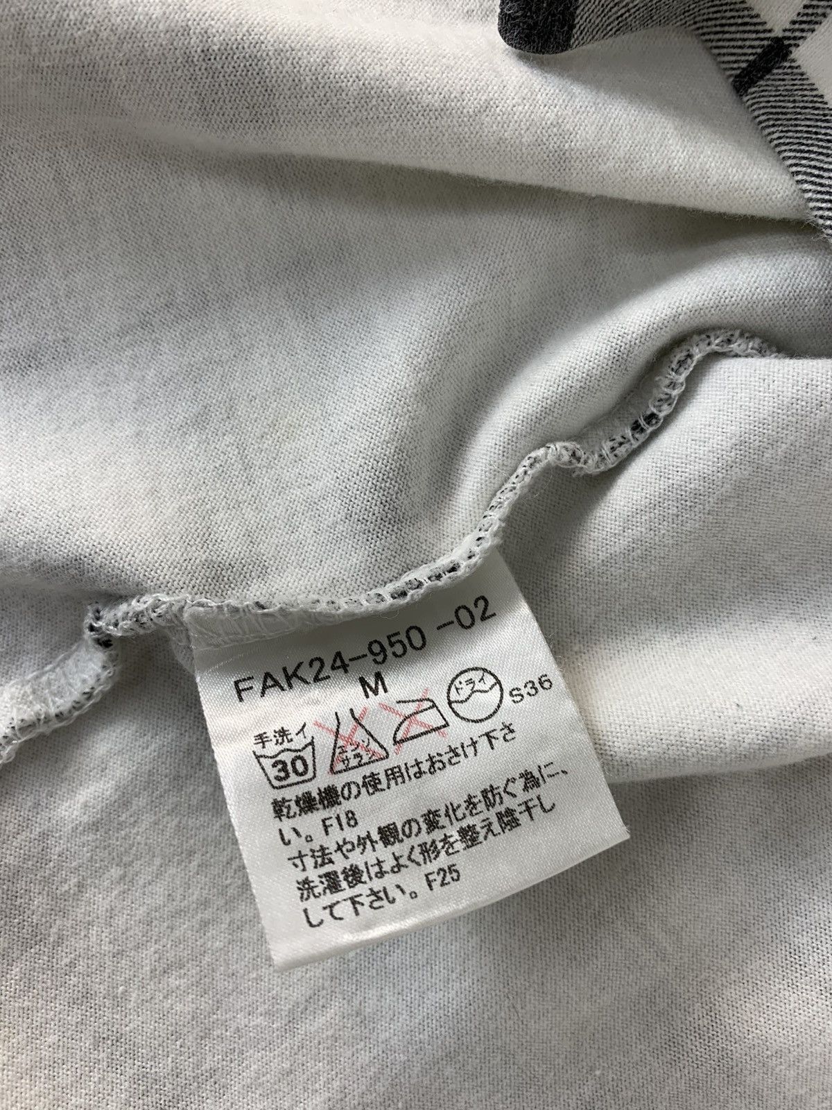 Burberry Hype Burberry Blue Label Nova Checked Monogram Printed Tee Size US M / EU 48-50 / 2 - 6 Thumbnail