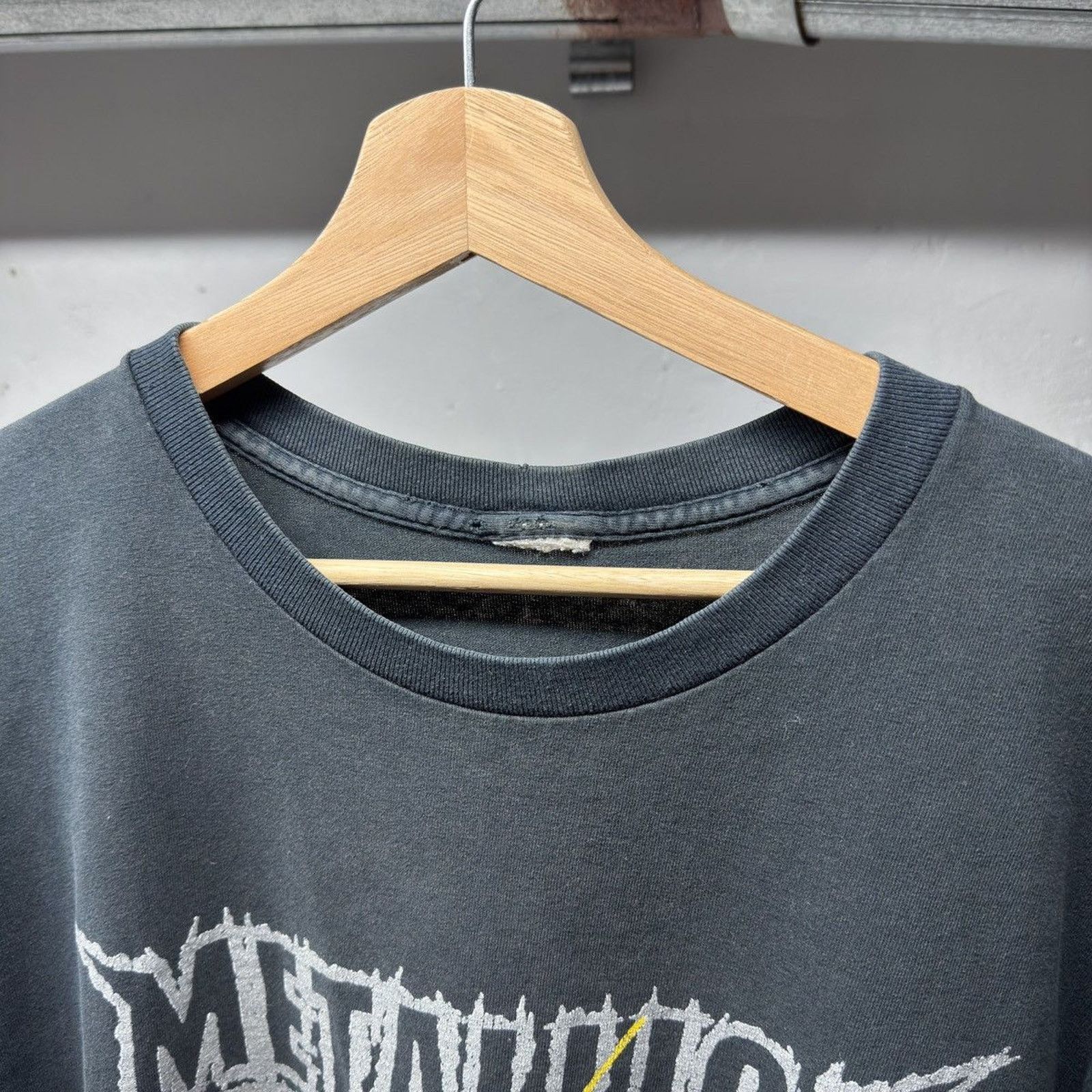 Band Tees Metallica 2004 Pushead Thrashed Faded Band Shirt ERD Grunge Size US L / EU 52-54 / 3 - 4 Thumbnail