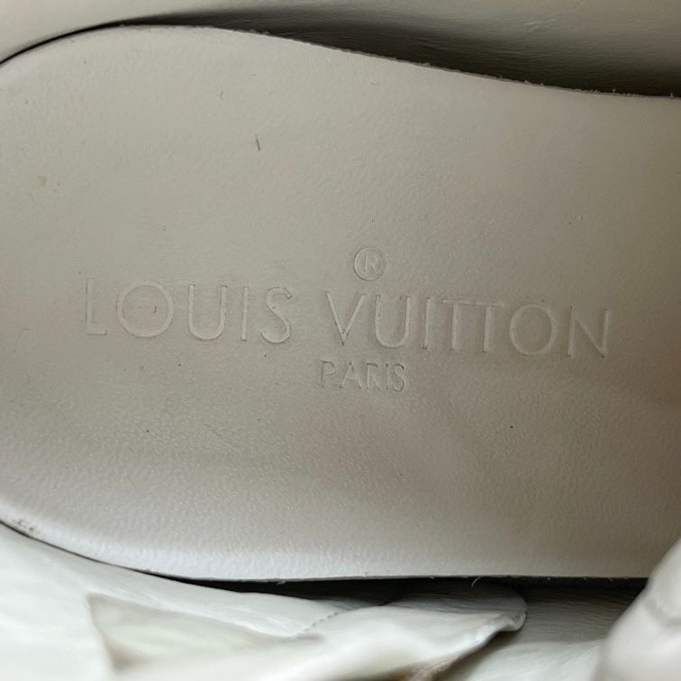 Louis Vuitton Louis Vuitton White High Top Sneakers Ladies Size 35.5 Leath Size US 5 / IT 35 - 2 Thumbnail