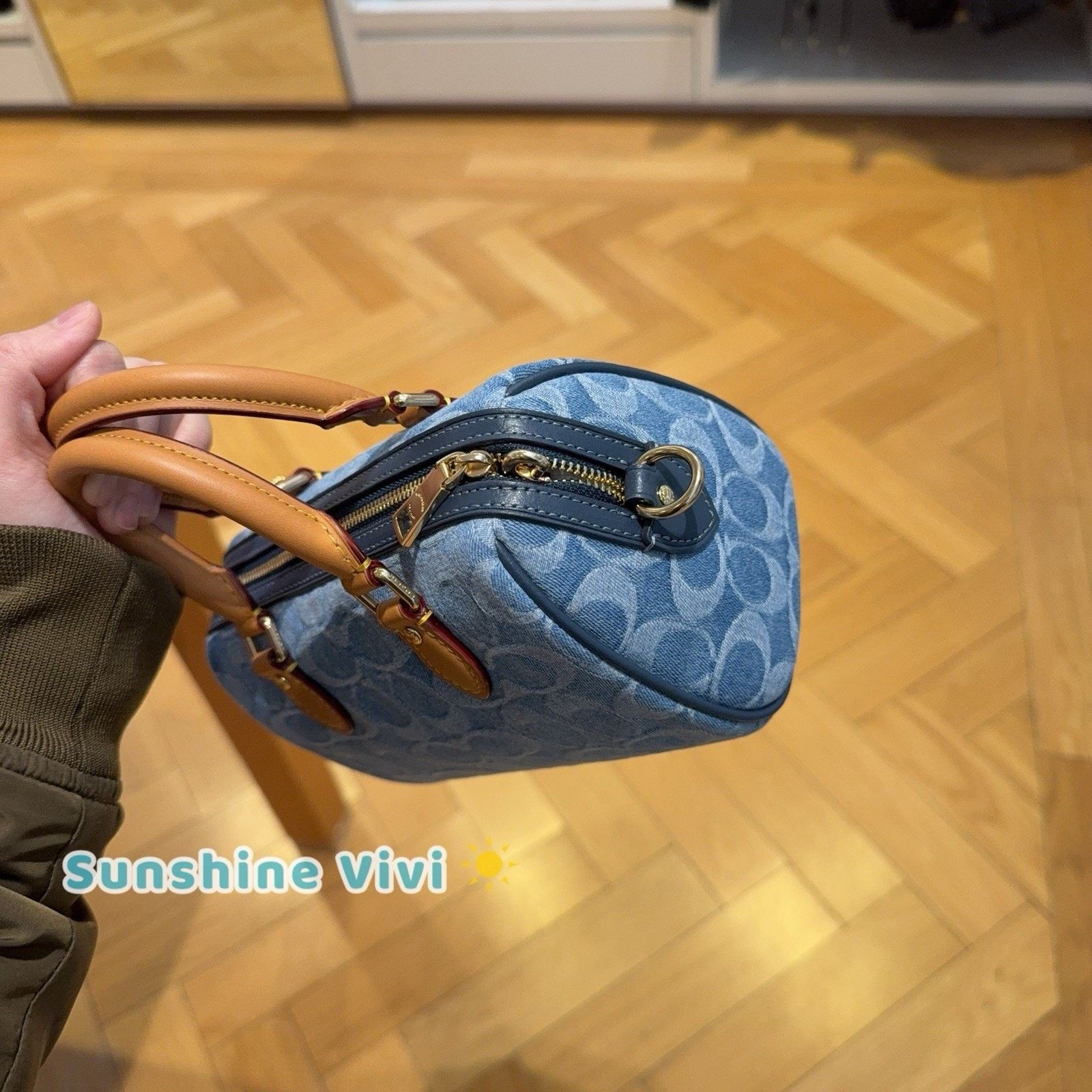 Coach NWT COACH Mini Rowan Crossbody Bag Signature Denim CDQ36 Size ONE SIZE - 6 Thumbnail