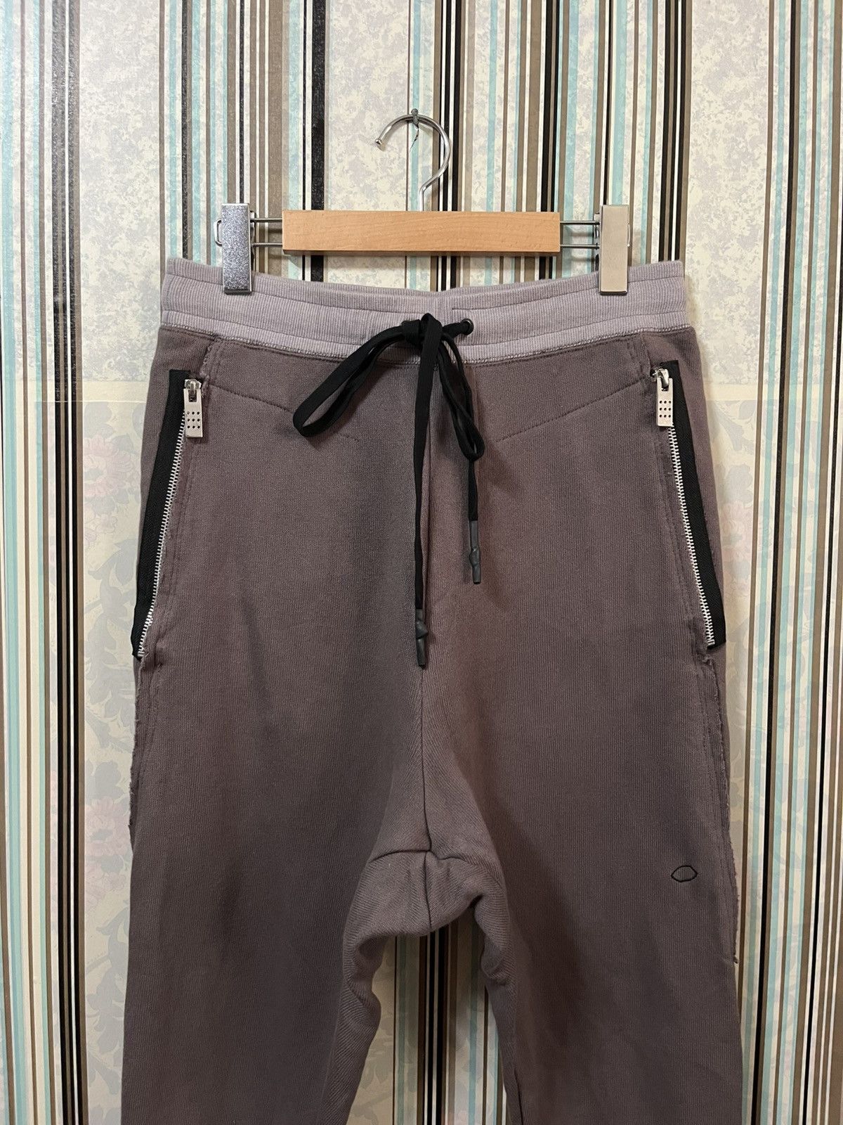 Carpe Diem 2000s joggers fancy thrash faded #I3 Size US 29 - 2 Thumbnail