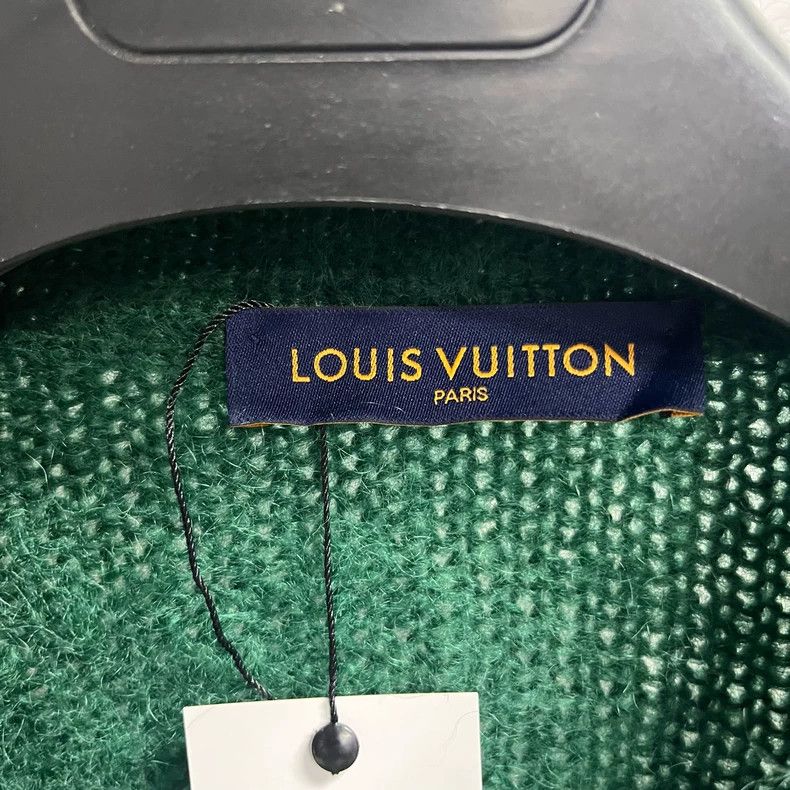 Louis Vuitton Louis Vuitton Long green monogrammed mohair sweater Size US L / EU 52-54 / 3 - 3 Thumbnail