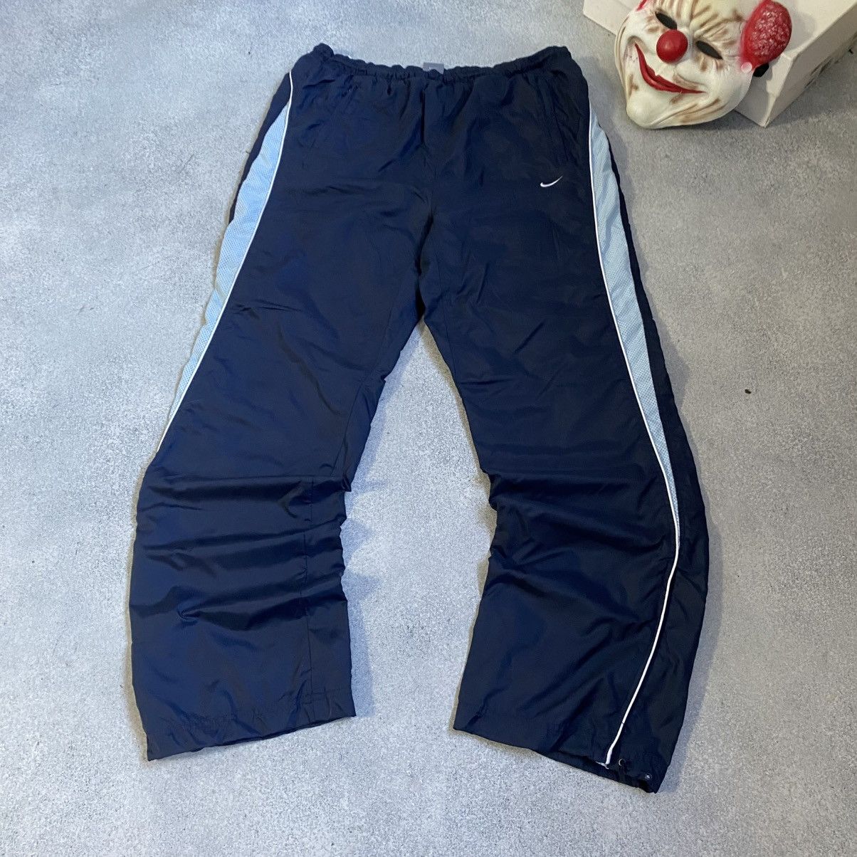 Nike Vintage Nike Track Pants Wide Leg Baggy Striped Swoosh Y2K Size US 36 / EU 52 - 4 Thumbnail
