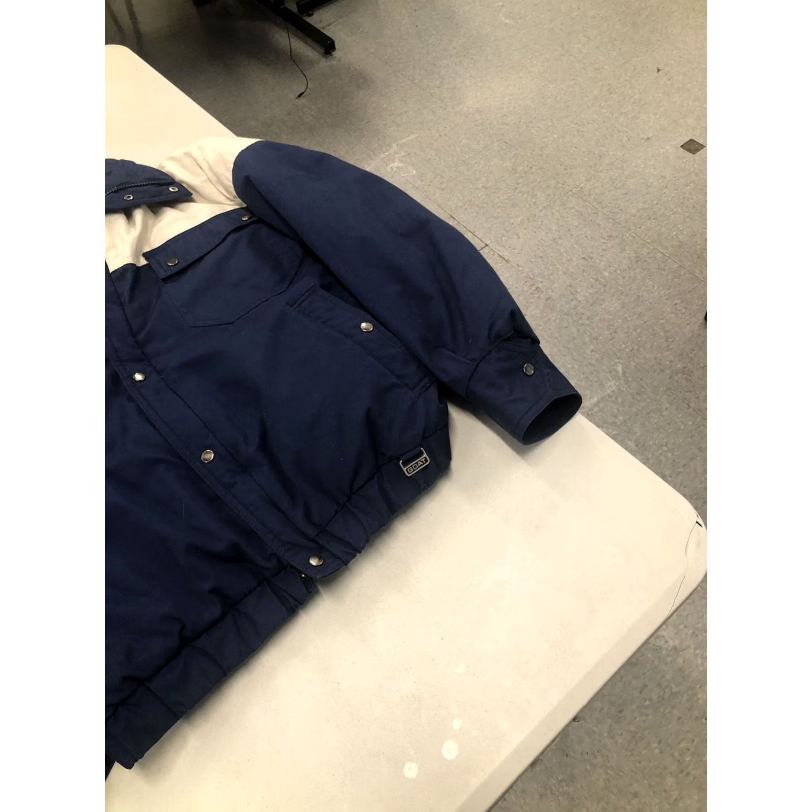 Vintage VINTAGE White Stag Mountain Goat Men’s Medium Navy White Jacket Puffer Retro Skiing Mens Size US M / EU 48-50 / 2 - 5 Thumbnail