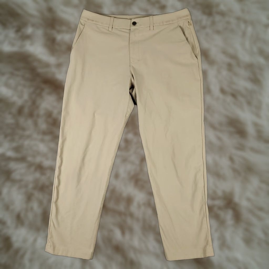 Lululemon Lululemon Pants Mens 34x28 Beige Slash Pockets Chino Trousers Commission ABC Size US 34 / EU 50 - 1 Thumbnail