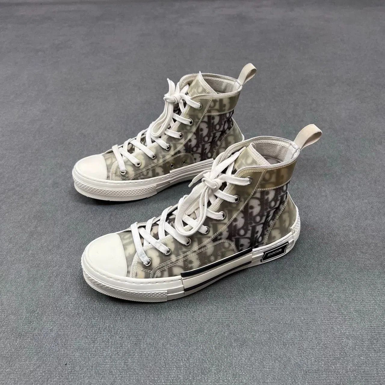 Dior Dior B23 Oblique Logo High-Top Sneakers. Size US 6 / EU 39 - 1 Thumbnail