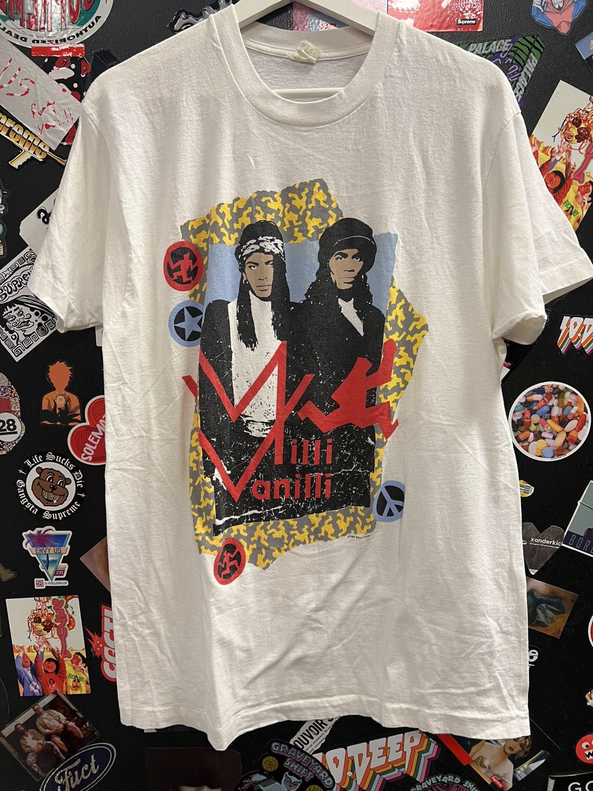 Vintage Vintage 1989 Milli Vanilli Shirt Size US XL / EU 56 / 4 - 1 Thumbnail