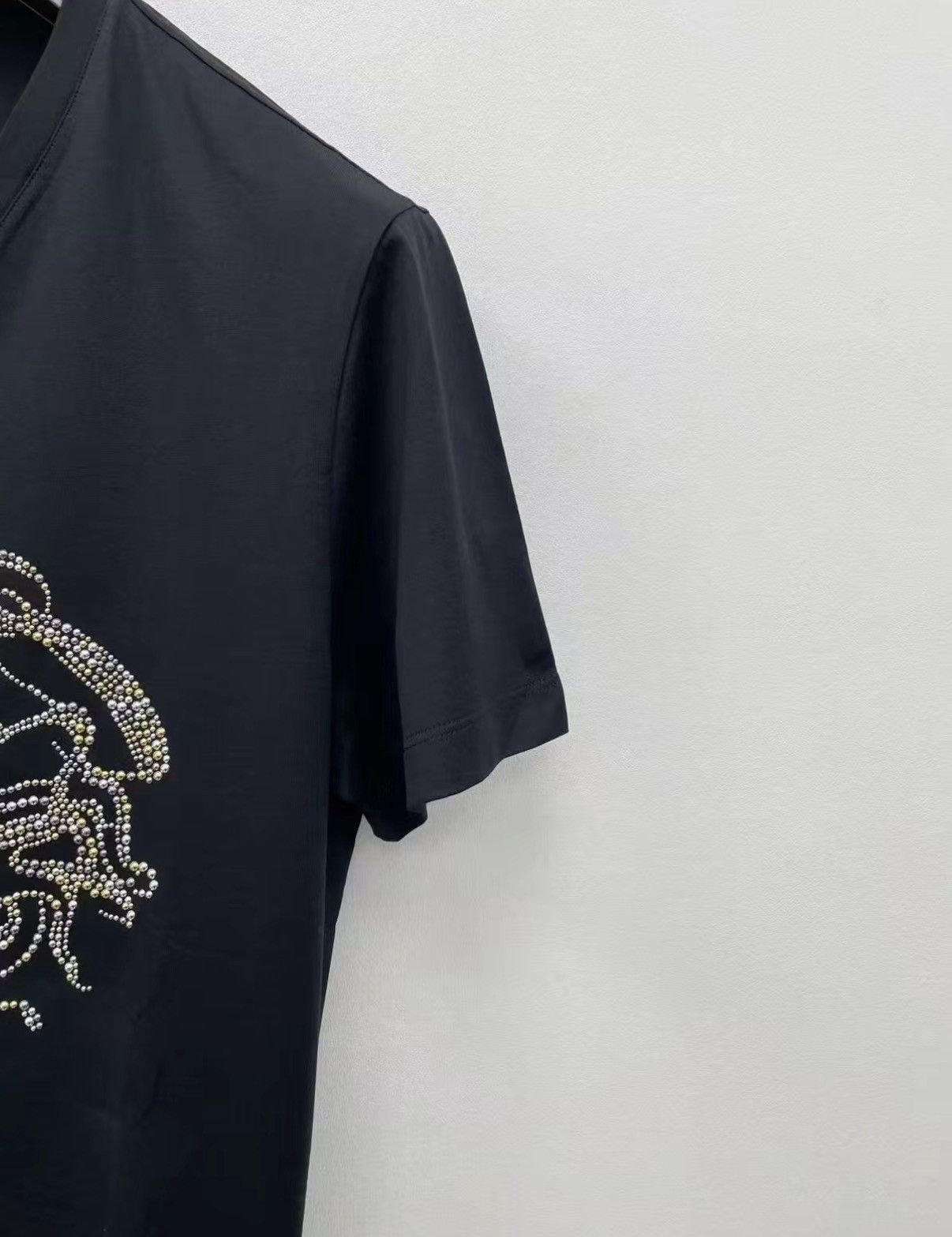 Versace VERSACE Mainline Heavy Rhinestone Short Sleeve T-shirt J30 Size US M / EU 48-50 / 2 - 4 Thumbnail