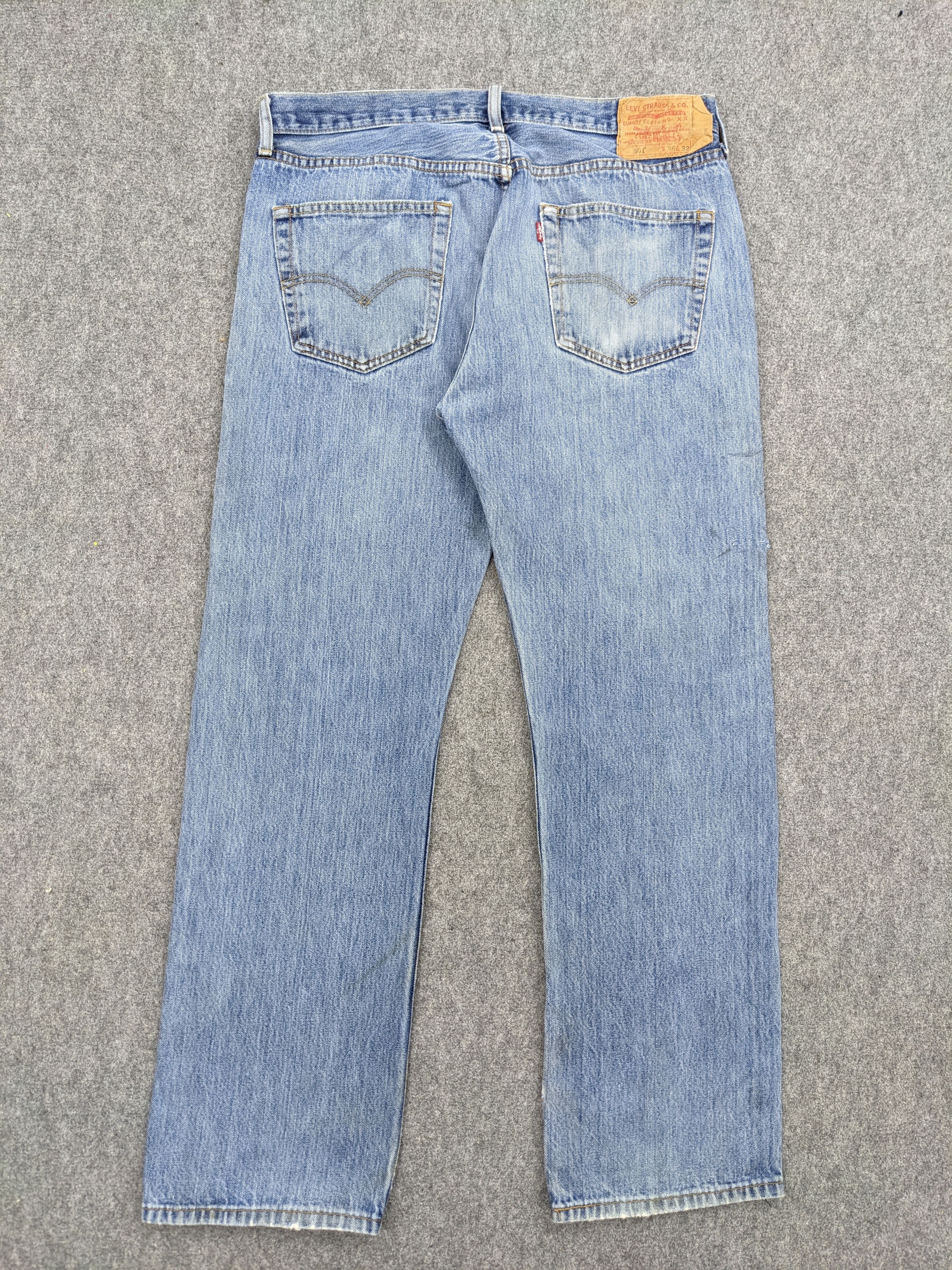 Levi's Vintage Levis 501 Faded Blue Jeans DJ0027Z Size US 34 / EU 50 - 3 Thumbnail