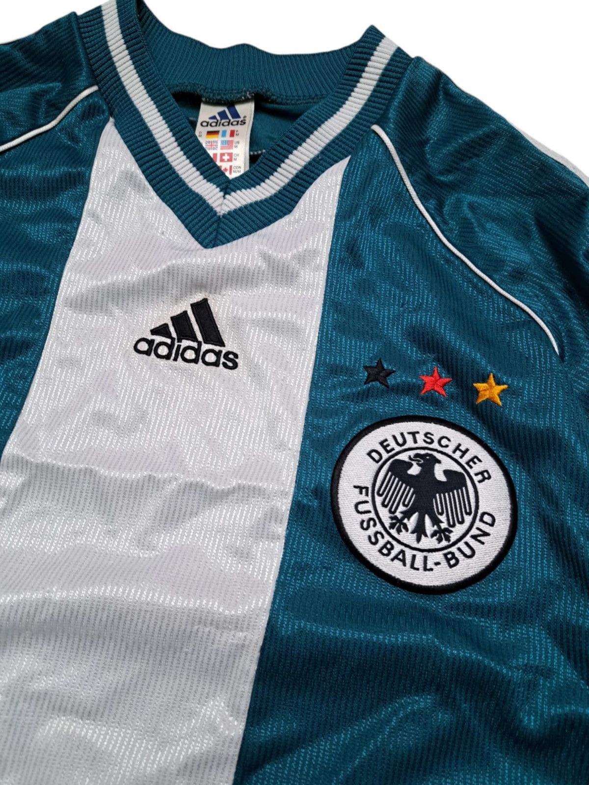 Adidas 1998 00 deutschland AWAY Adidas Size M Football Jersey Size US M / EU 48-50 / 2 - 6 Thumbnail
