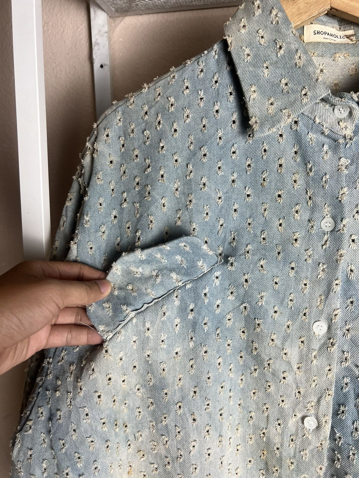 Other Shopaholic Distressed Floral Dot Denim Button-Up Size XXL / US 16-18 / IT 52-54 - 3 Thumbnail