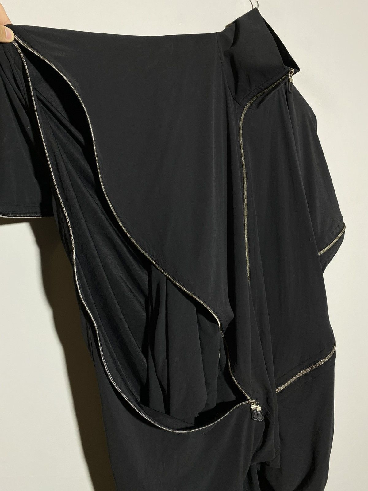 Issey Miyake Issey Miyake Black Asymmetrical Zipper Jacket Size US M / EU 48-50 / 2 - 7 Thumbnail