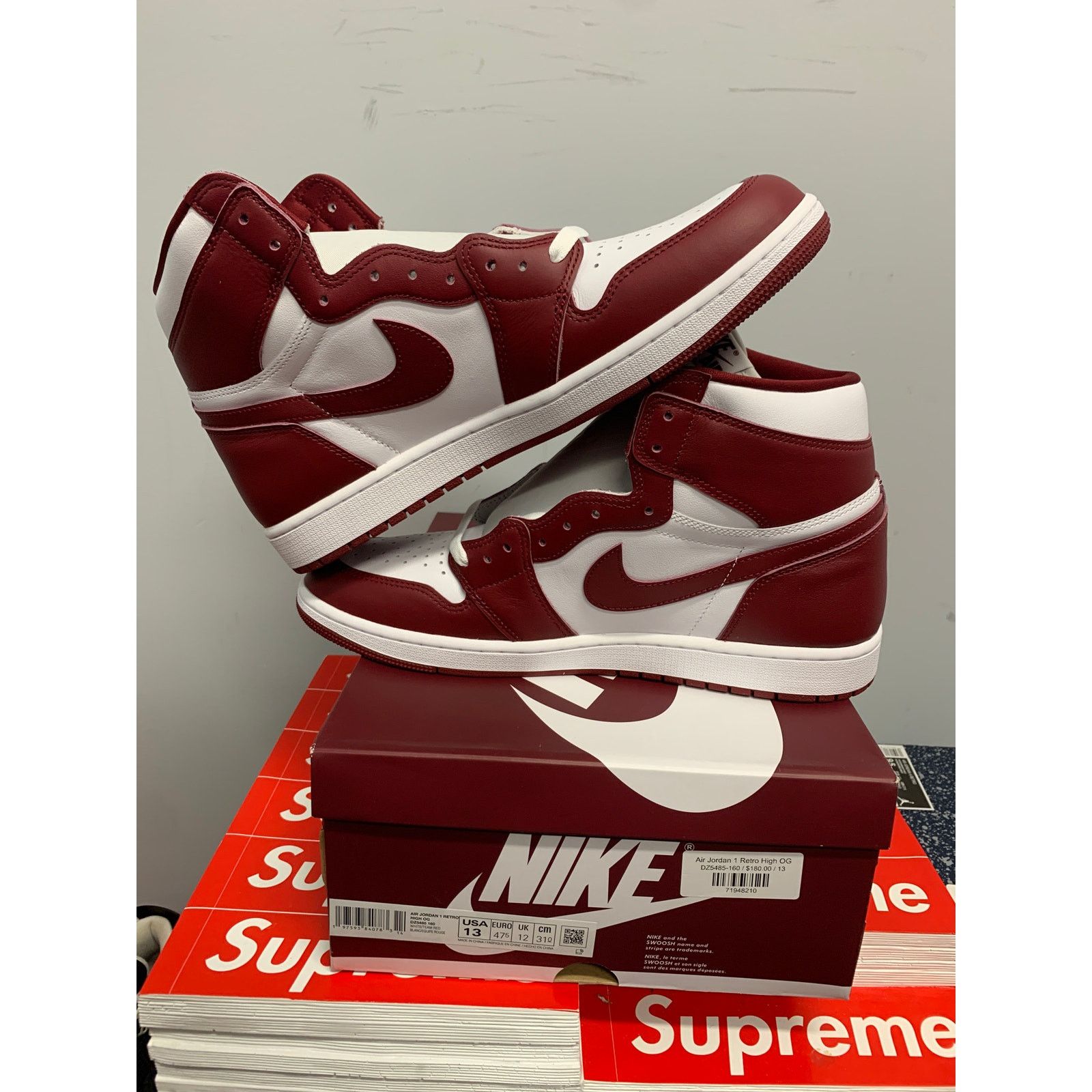 Nike Nike Air Jordan 1 Retro High OG Artisanal Team Red Size 13 Size US 13 / EU 46 - 5 Thumbnail