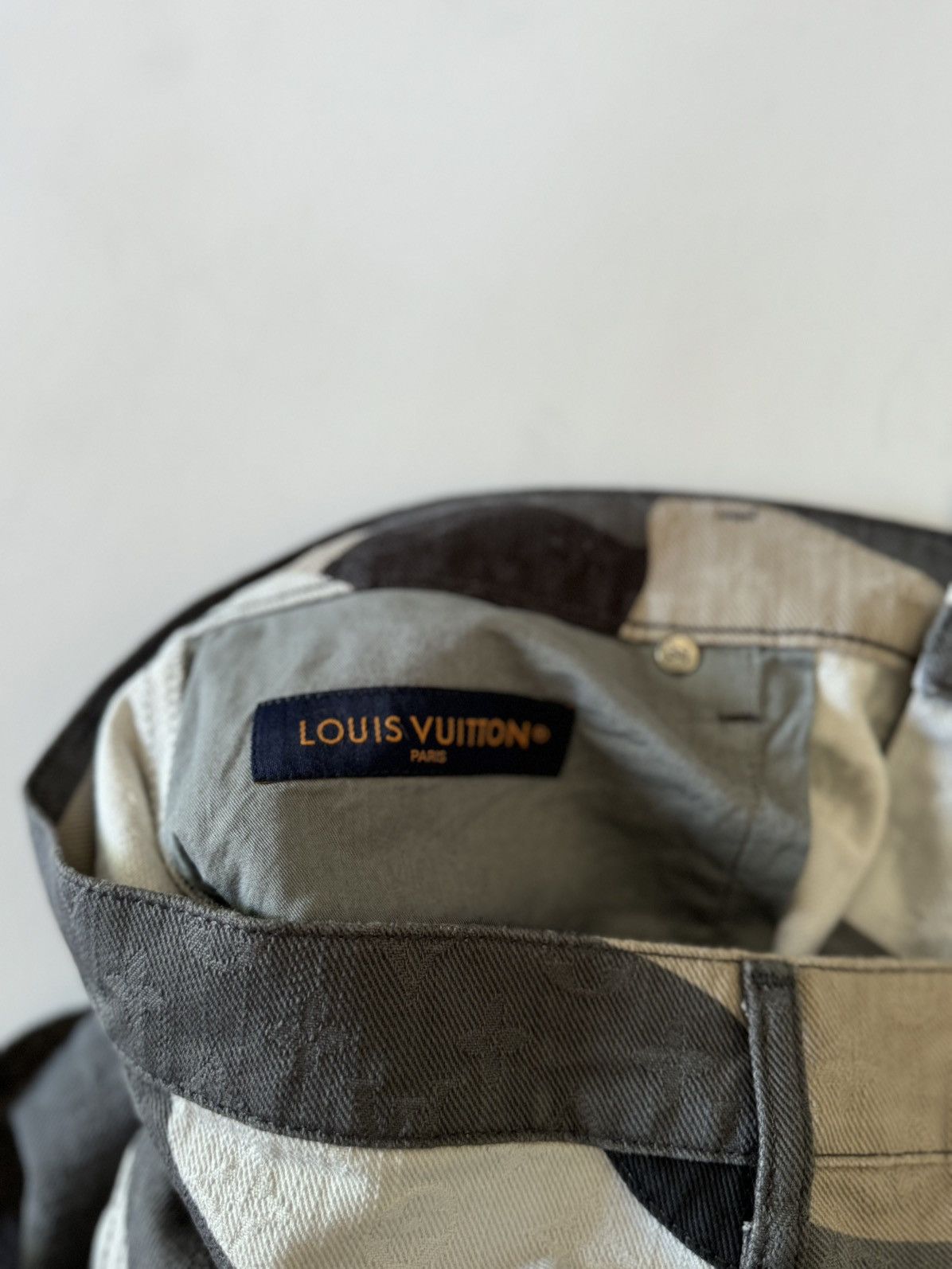 Louis Vuitton Louis Vuitton Patchworked Portrait Jeans Size US 38 / EU 54 - 9 Thumbnail