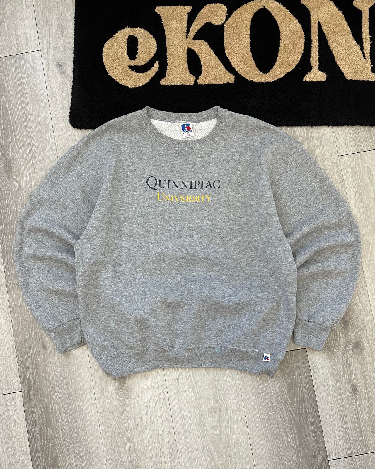 Russell Athletic Vintage Russell Athletic Quinnipiac University Sweatshirt L Size US L / EU 52-54 / 3 - 1 Thumbnail