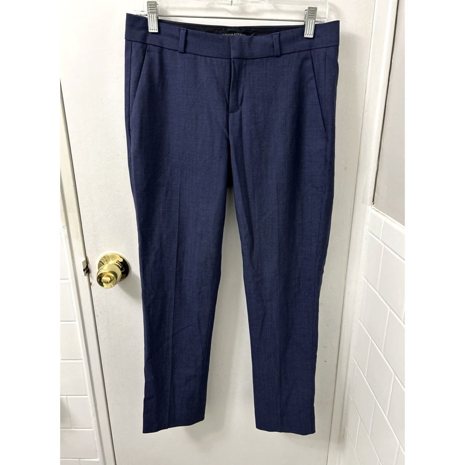 Banana Republic VINTAGE? No. Banana Republic Avery Dress Pants Womens Size 2 Navy Blue 95% Wool Stretch Dress Pants Size 26" / US 2 / IT 38 - 2 Thumbnail