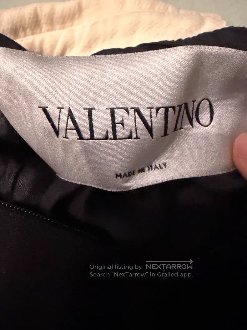 Valentino Valentino Black cape dress Size S / US 4 / IT 40 - 4 Thumbnail
