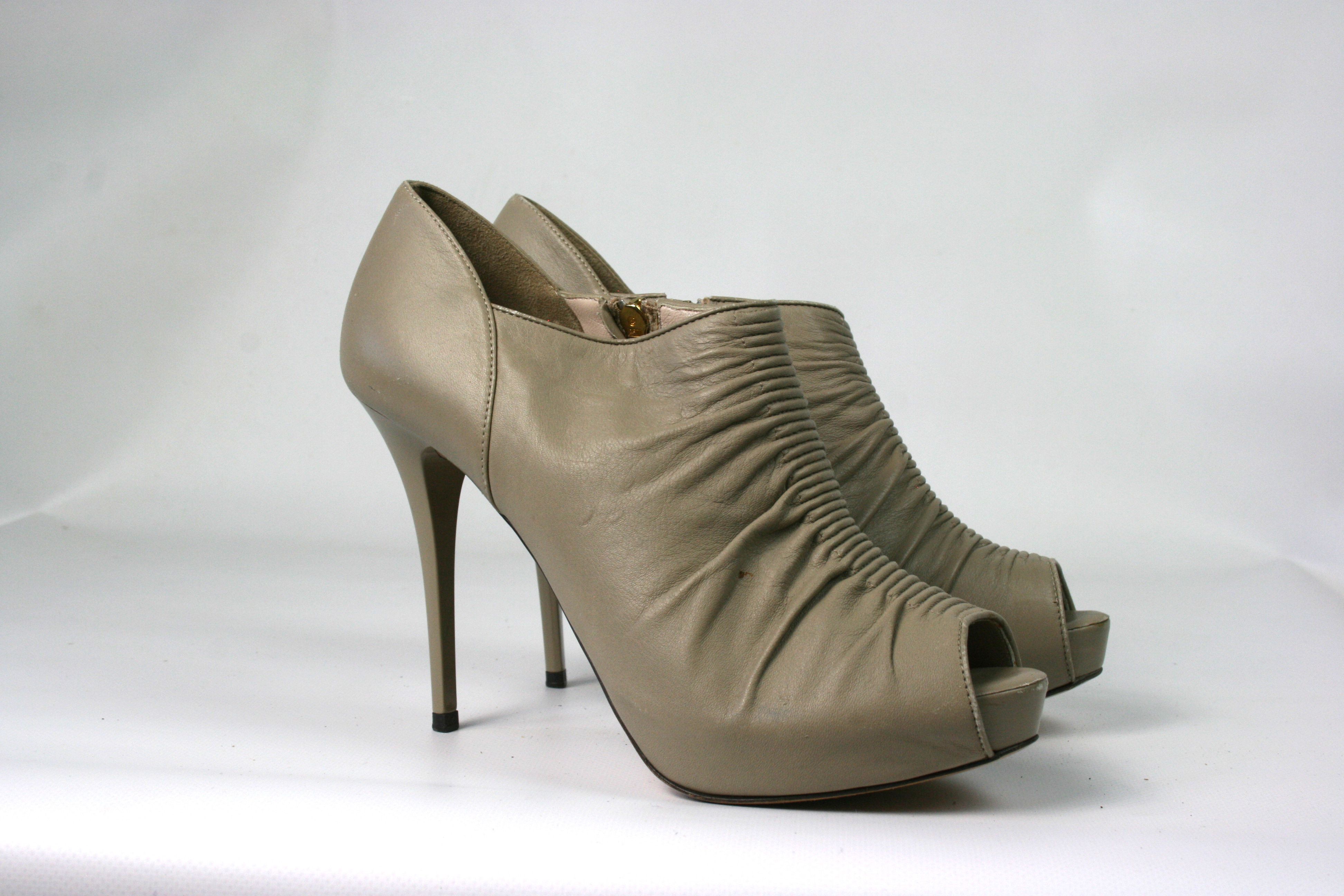Escada Leather Heels Size US 8.5 / IT 38.5 - 3 Thumbnail