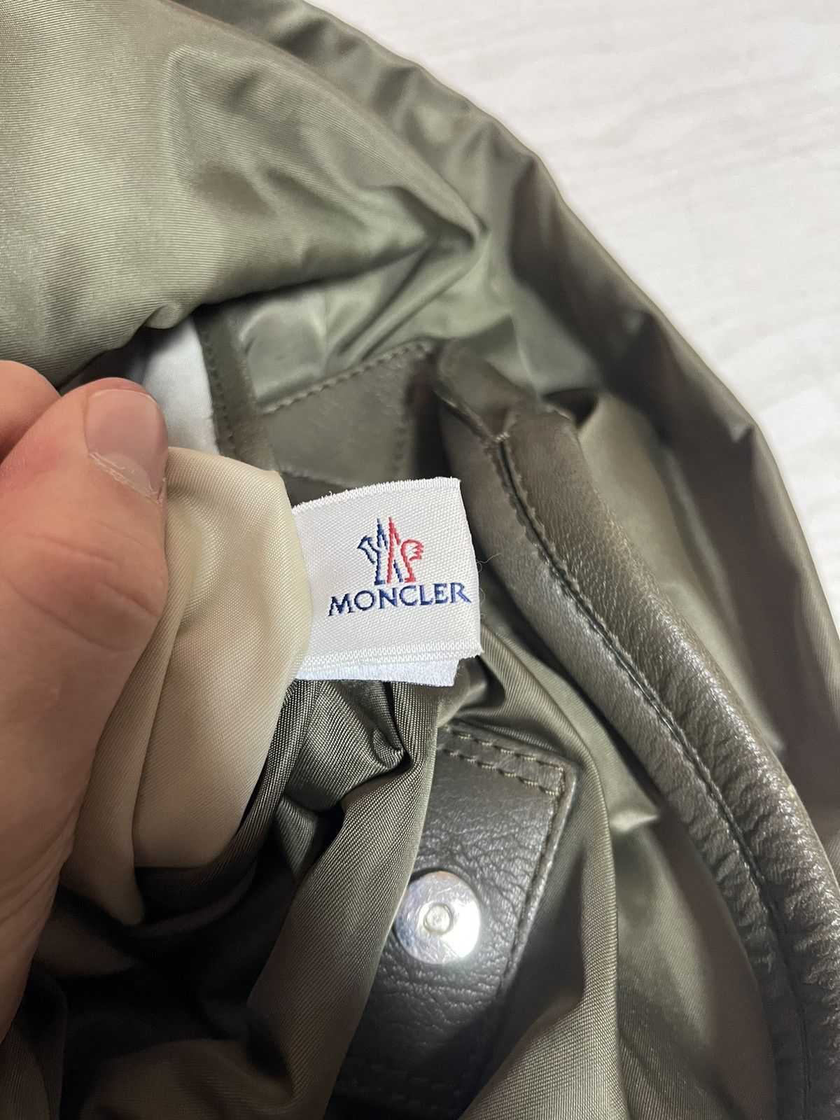 Moncler × Vintage Moncler "à Porter" Green Nylon Convertible Backpack Tote Bag Size ONE SIZE - 16 Thumbnail