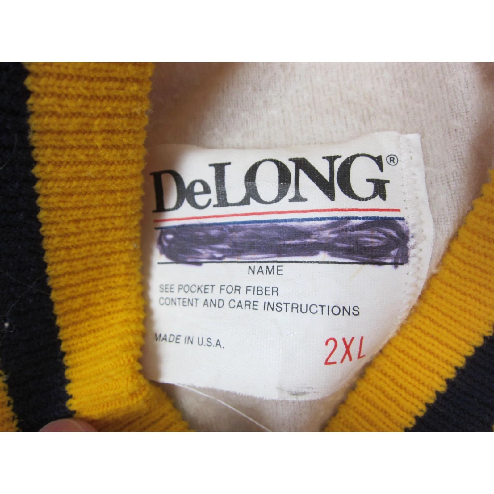 Vintage Vintage DeLong Bomber Jacket Mens 2XL Yellow Satin 90s US Pop 80s Winter Fall Spring Workwear Casual Mens Jacket Size US XXL / EU 58 / 5 - 7 Thumbnail