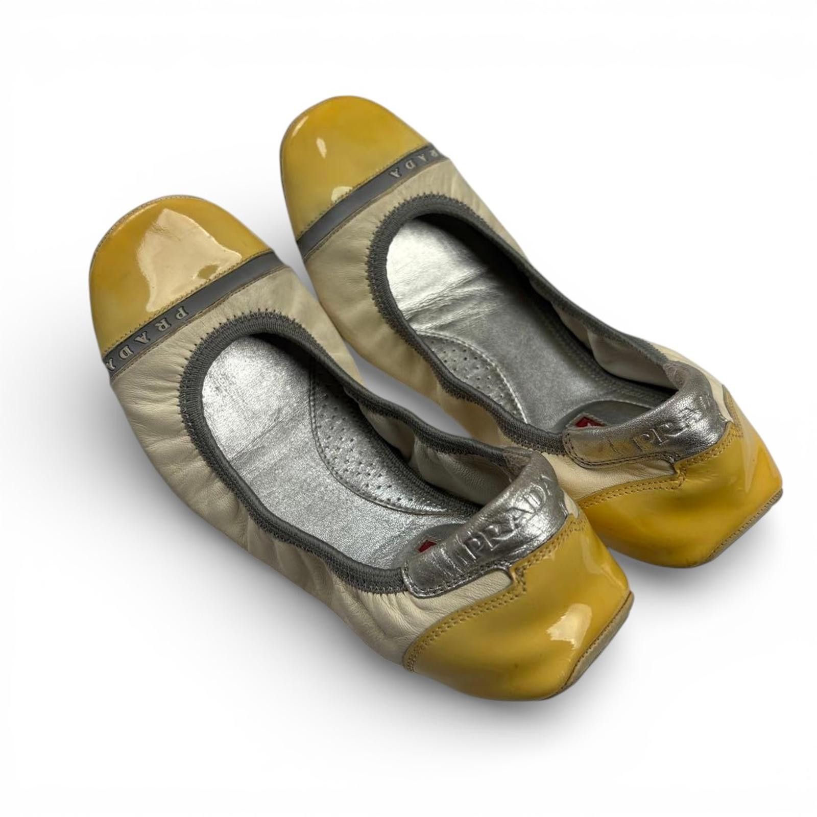 Prada Prada - 36.5 Yellow and Cream Flats Size US 7.5 / IT 37.5 - 6 Thumbnail