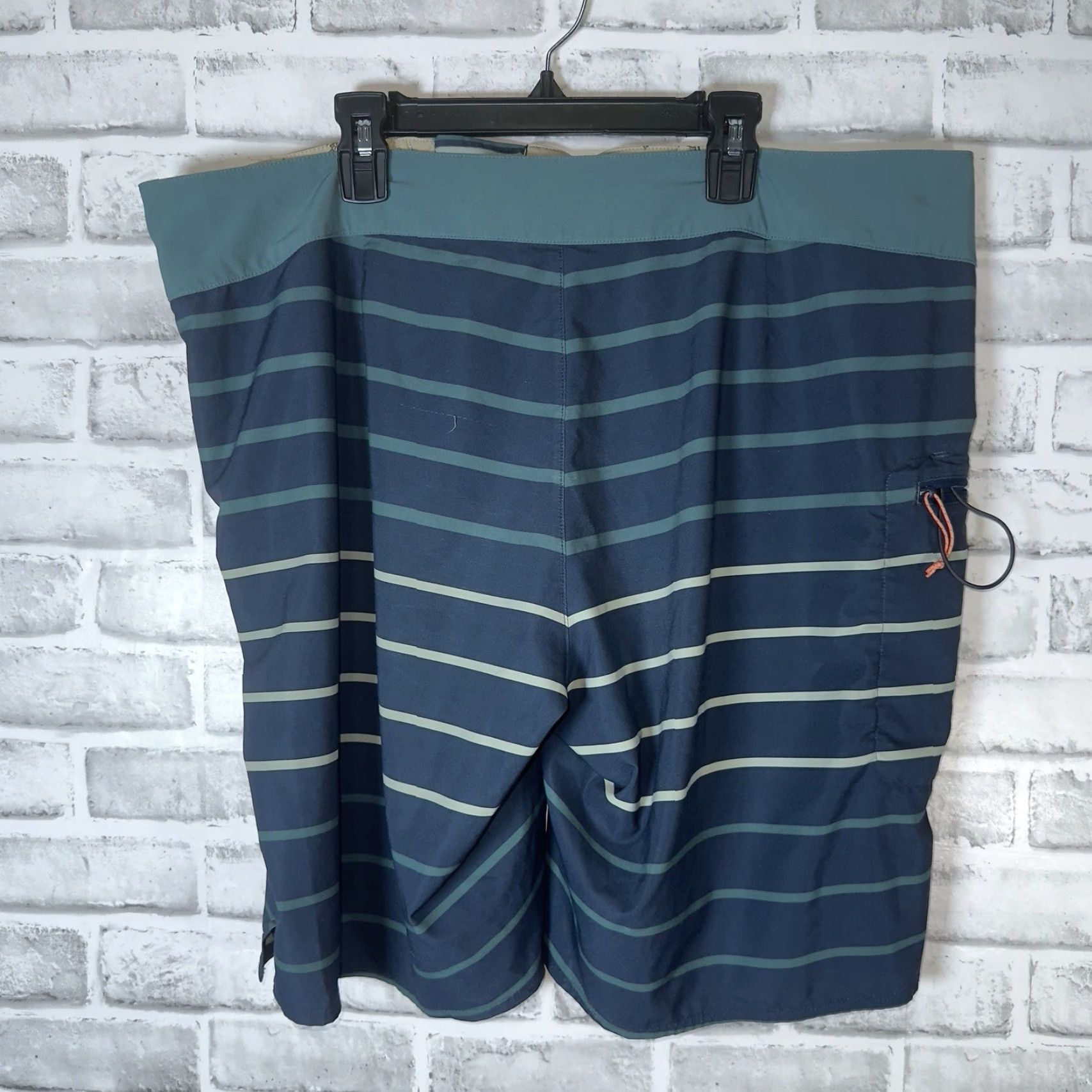 Patagonia Patagonia Swim Trunks Striped Blue Mens Size 36 Bottom Trunks Size US 36 / EU 52 - 5 Thumbnail