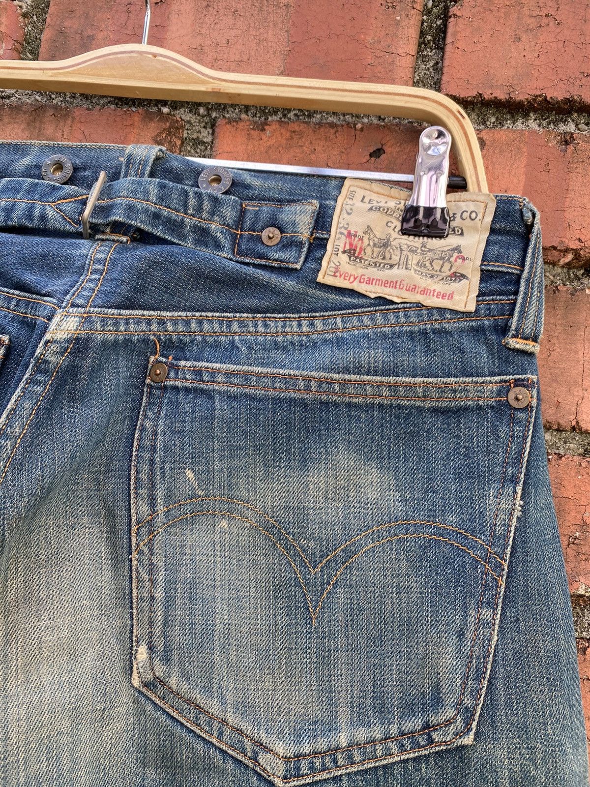 Levi's Vintage Clothing W32x32 Vintage levi's 201 redline buckle back distressed Size US 32 / EU 48 - 3 Thumbnail